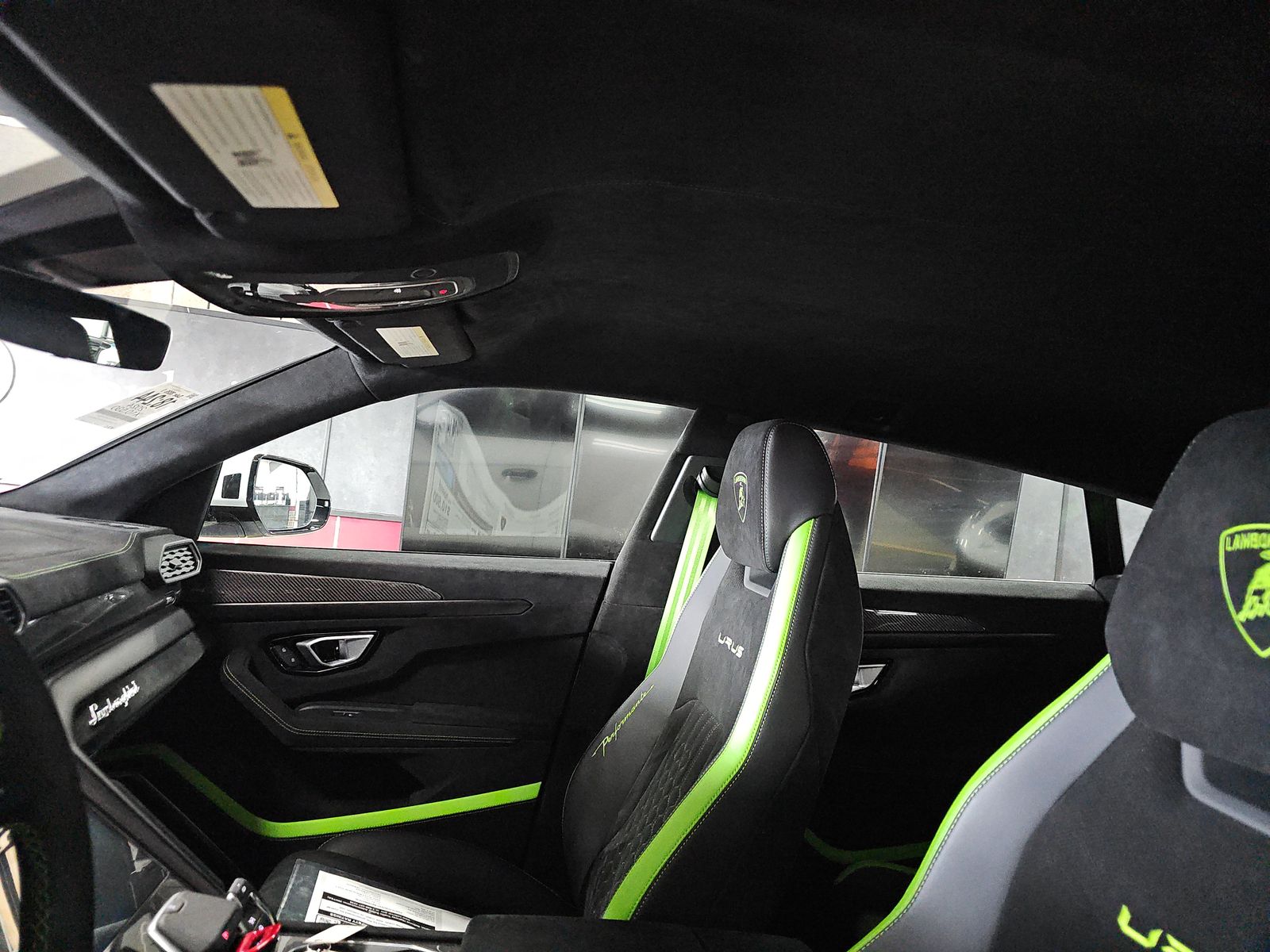 2024 Lamborghini Urus Performante AWD