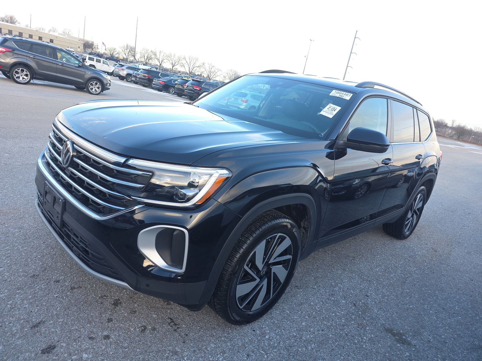 2025 Volkswagen Atlas 2.0T SE FWD