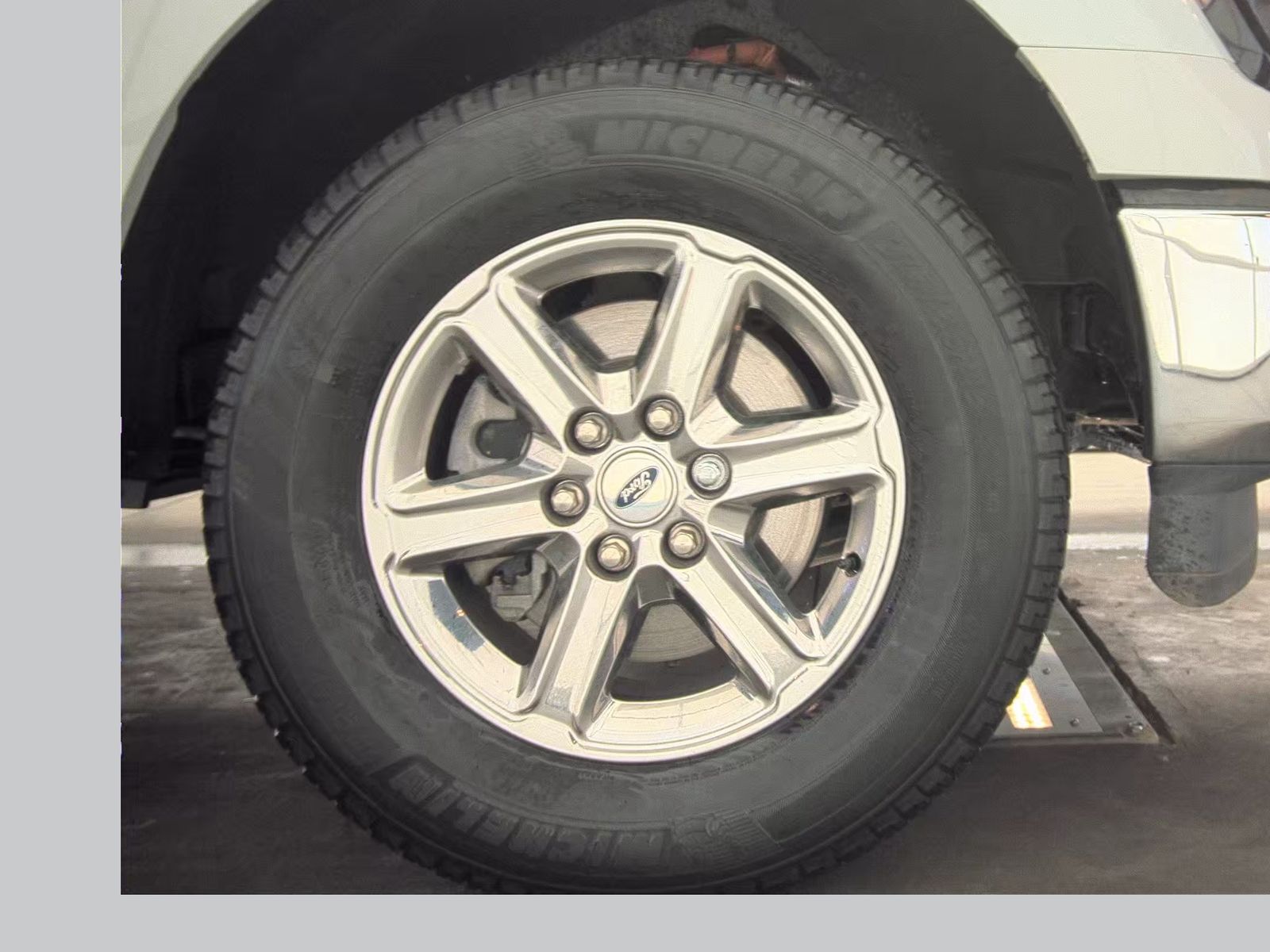 2024 Ford F-150 Hybrid XLT AWD