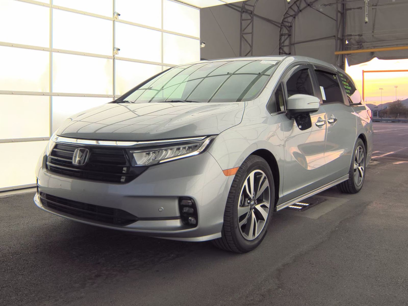 2021 Honda Odyssey Touring FWD