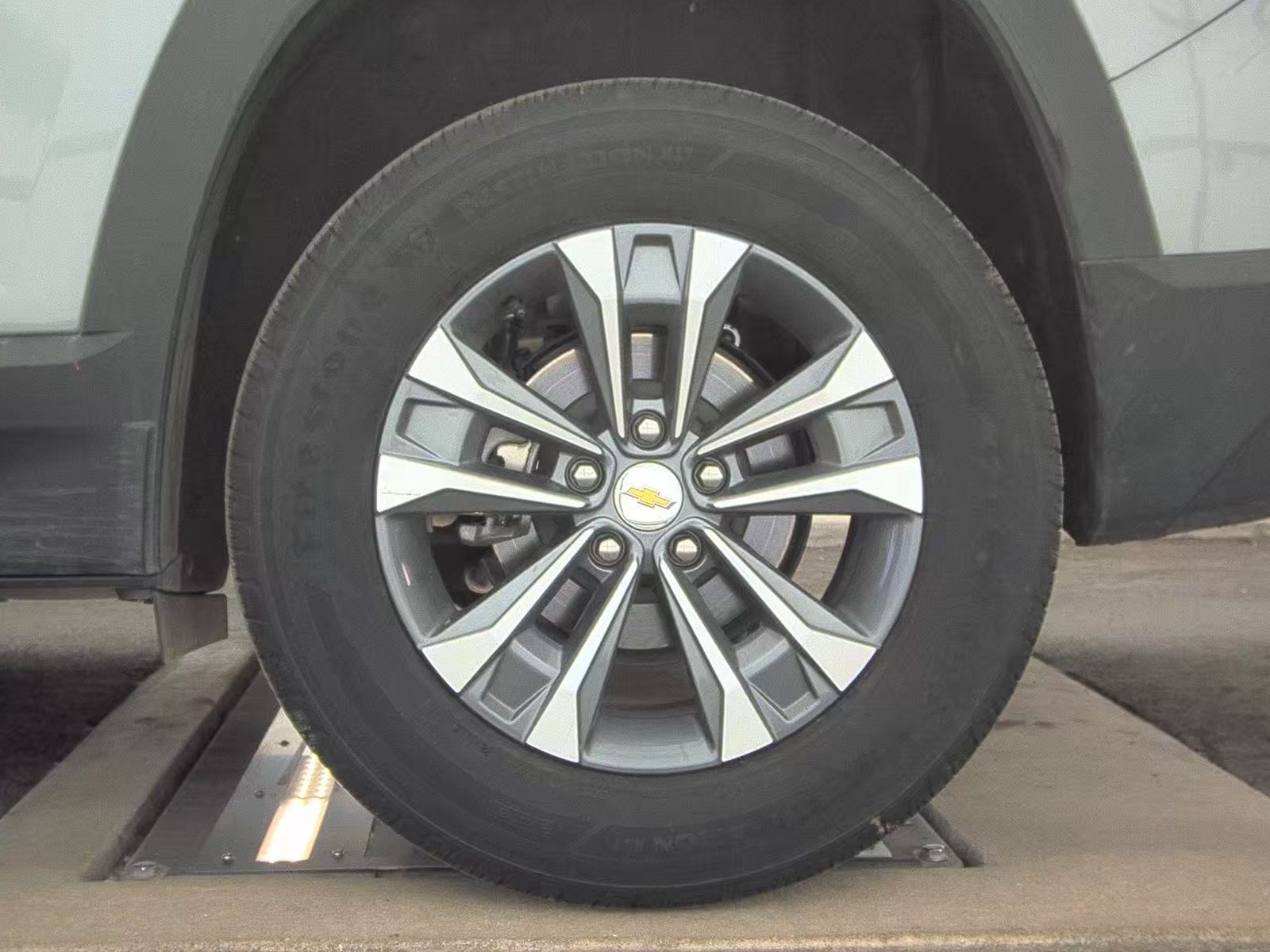 2025 Chevrolet Equinox LT FWD