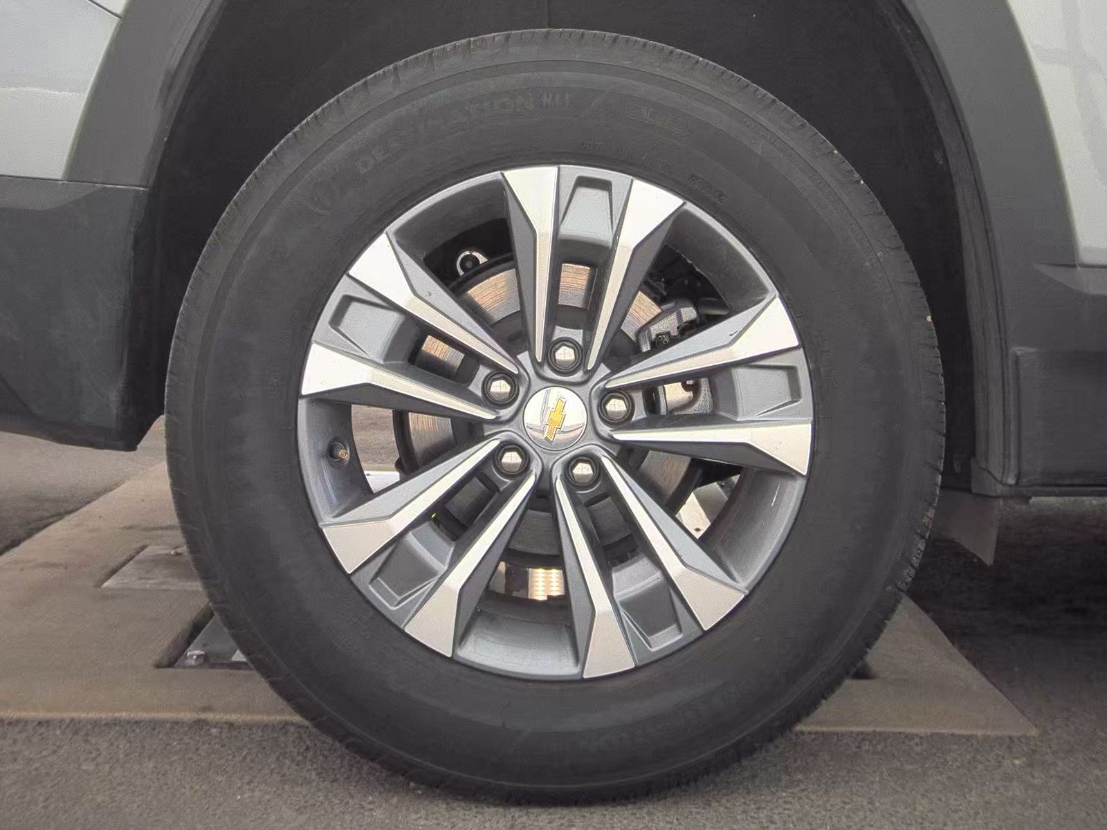 2025 Chevrolet Equinox LT FWD