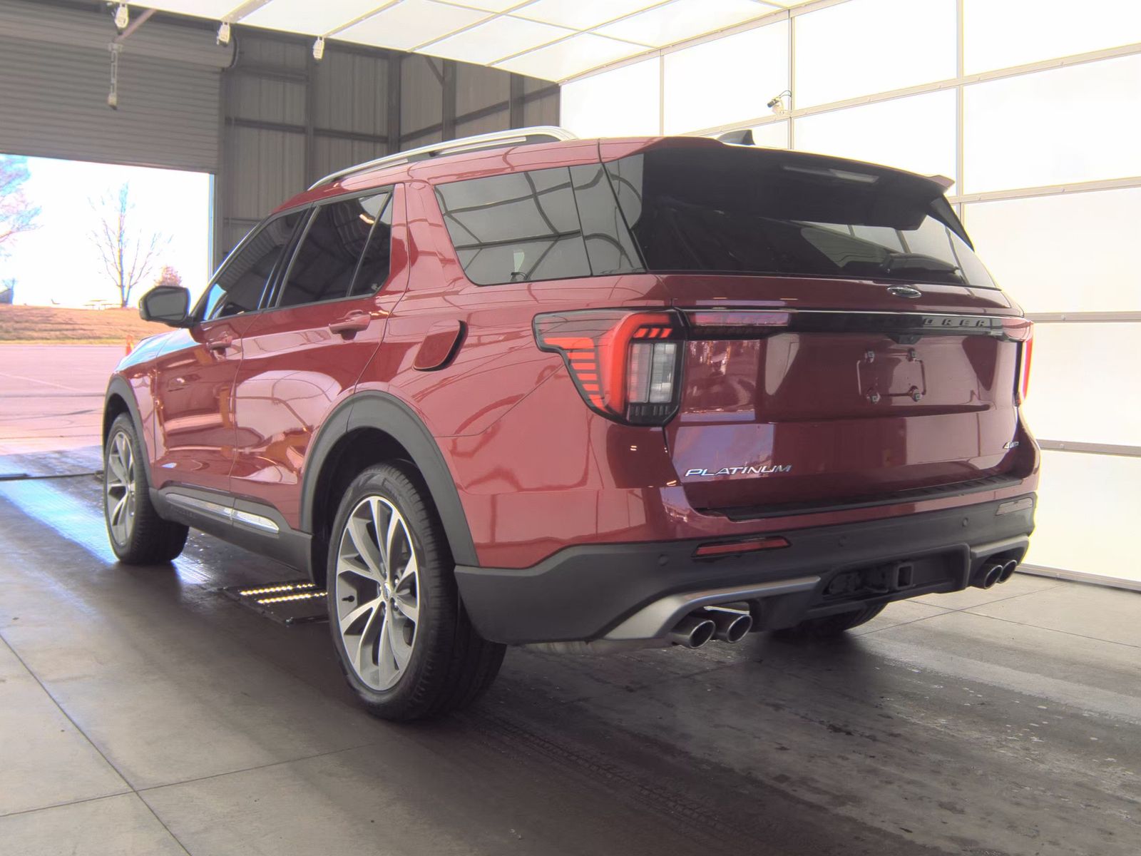 2025 Ford Explorer Platinum AWD