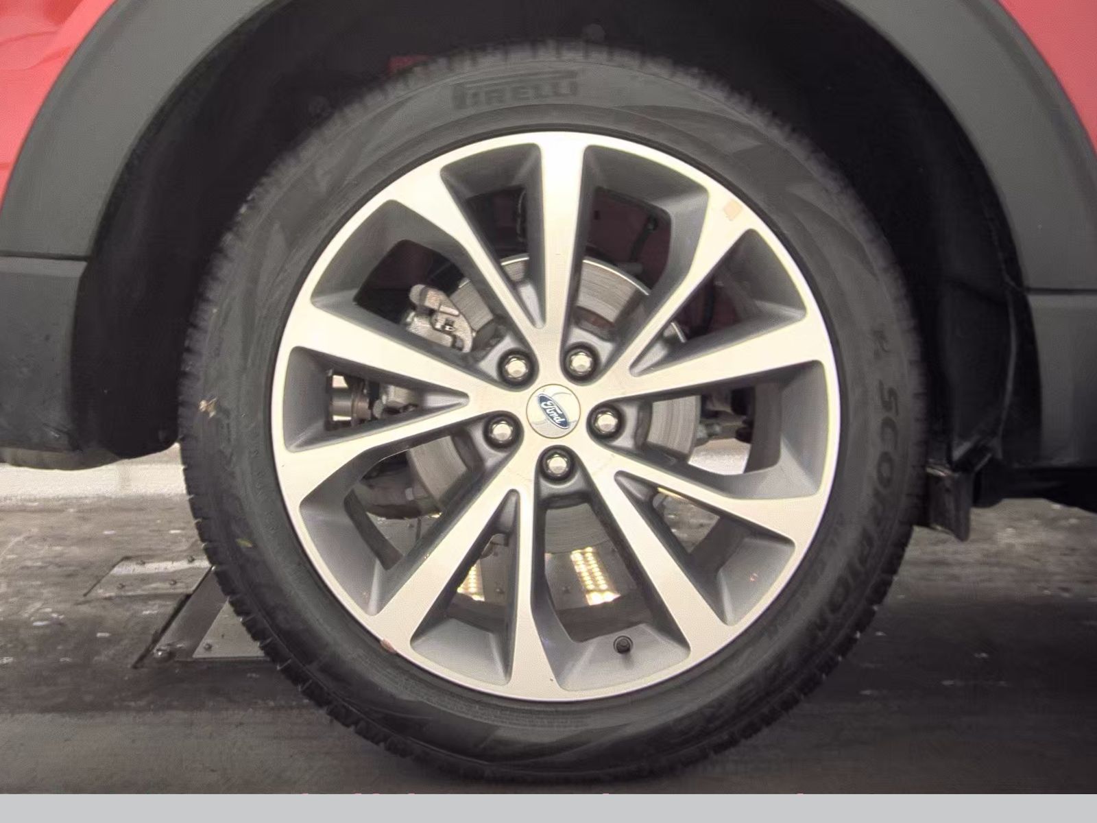 2025 Ford Explorer Platinum AWD