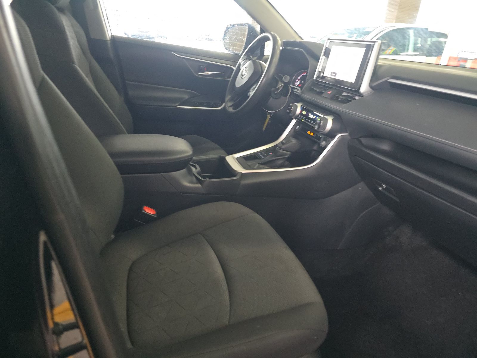 2024 Toyota RAV4 XLE AWD