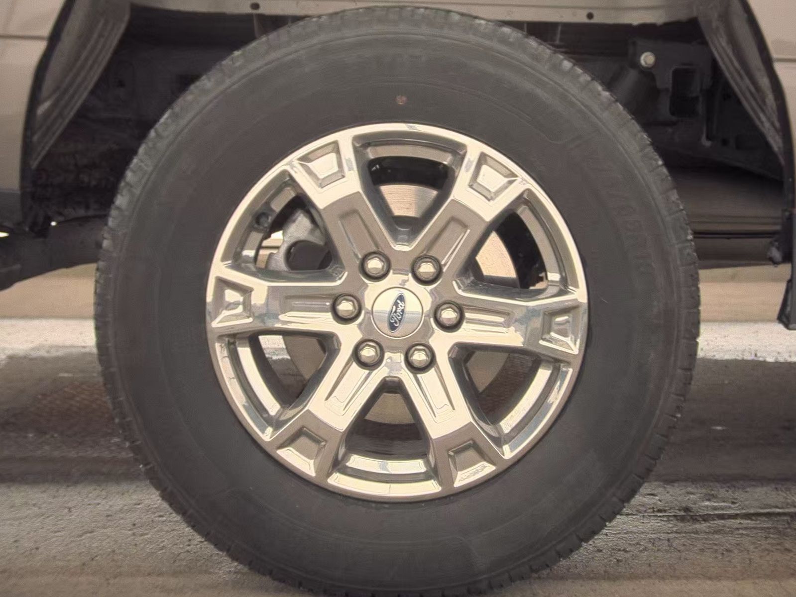 2023 Ford F-150 XLT AWD