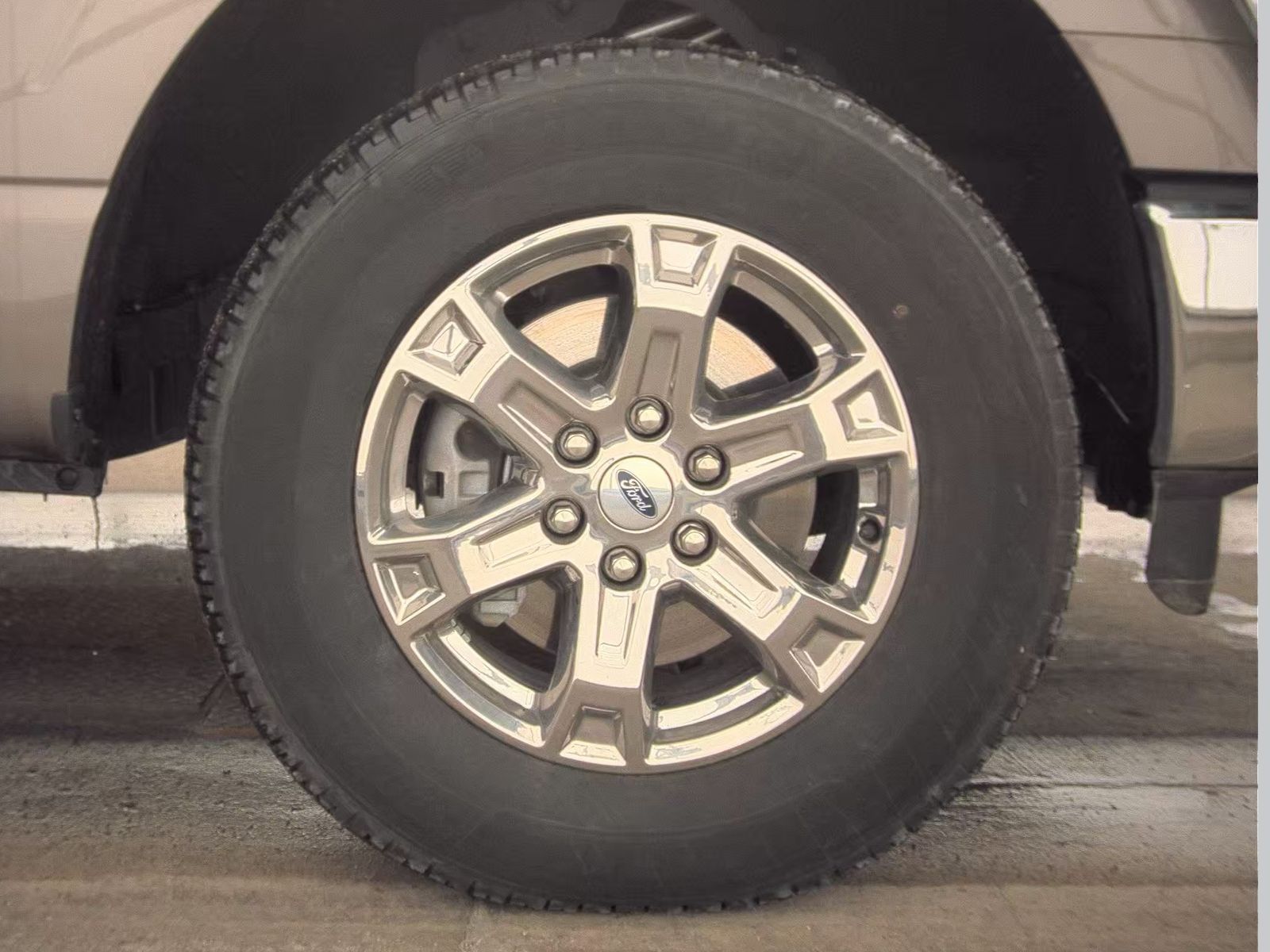 2023 Ford F-150 XLT AWD