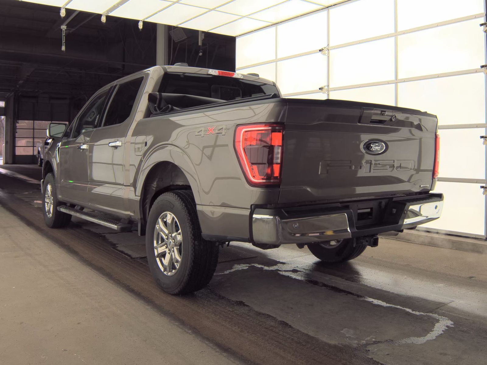 2023 Ford F-150 XLT AWD