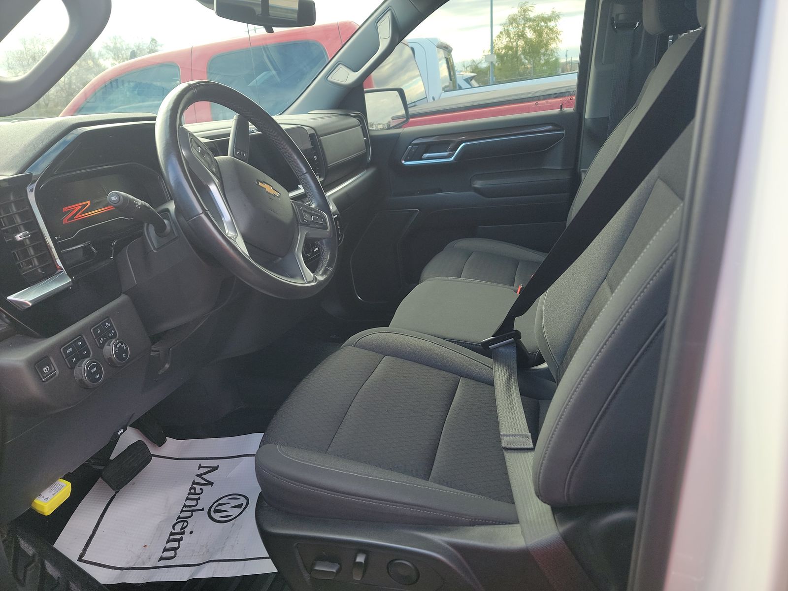 2022 Chevrolet Silverado 1500 LT AWD