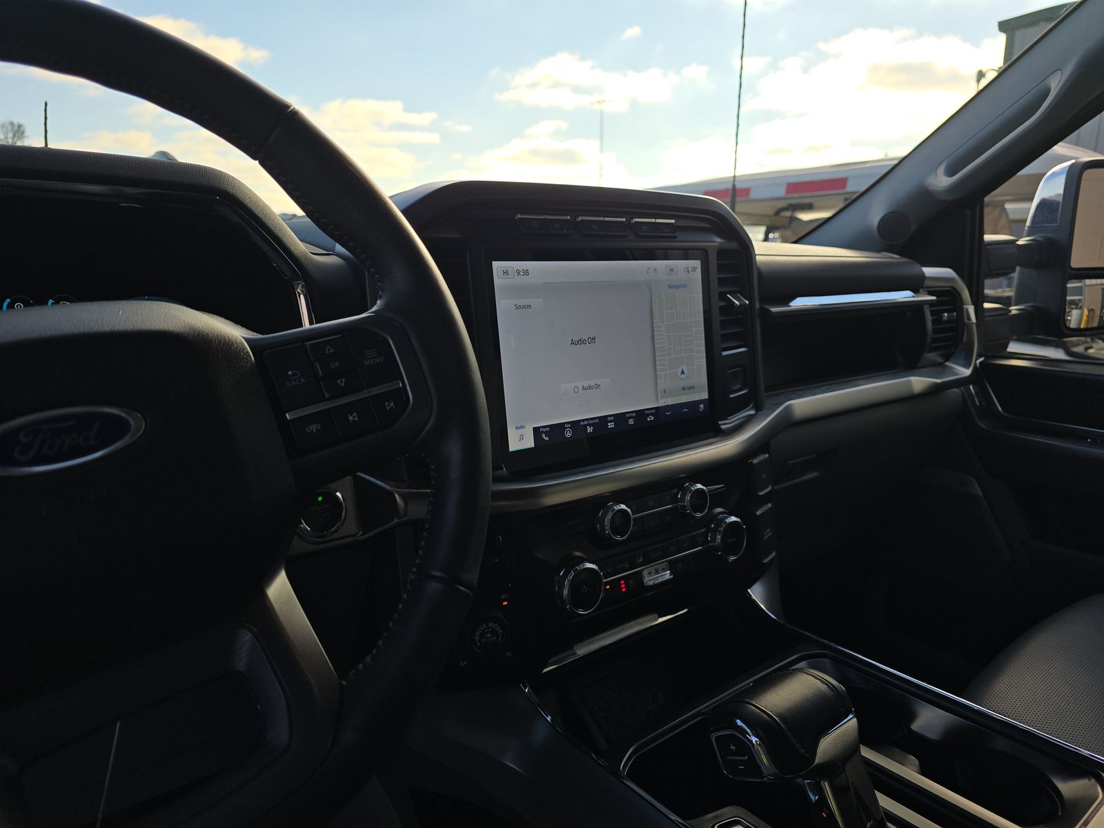 2023 Ford F-150 Lariat AWD