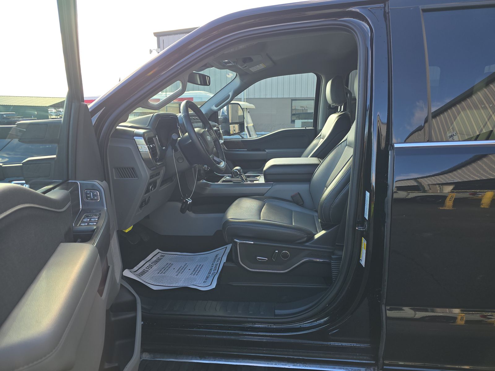 2023 Ford F-150 Lariat AWD