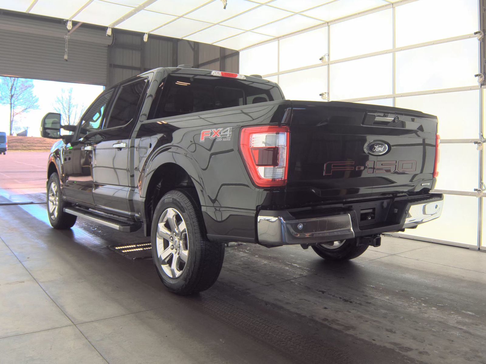 2023 Ford F-150 Lariat AWD