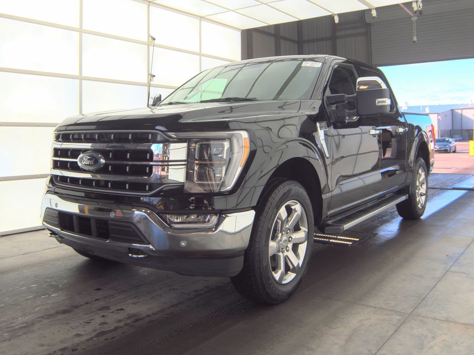 2023 Ford F-150 Lariat AWD