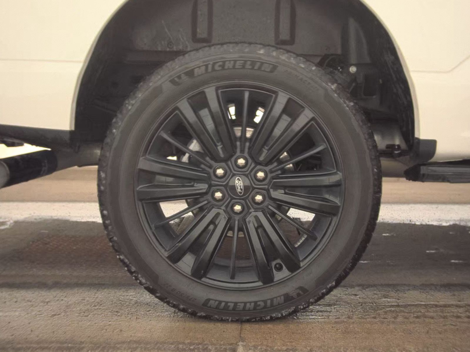 2024 Ford F-150 Hybrid Platinum AWD