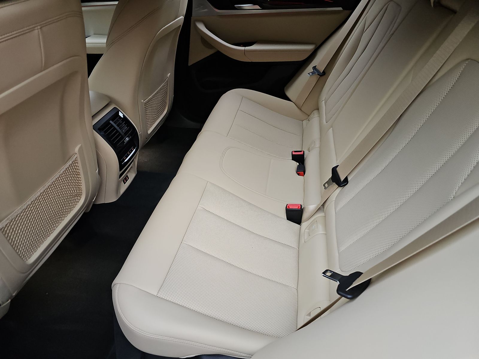 2022 BMW X4 xDrive30i AWD