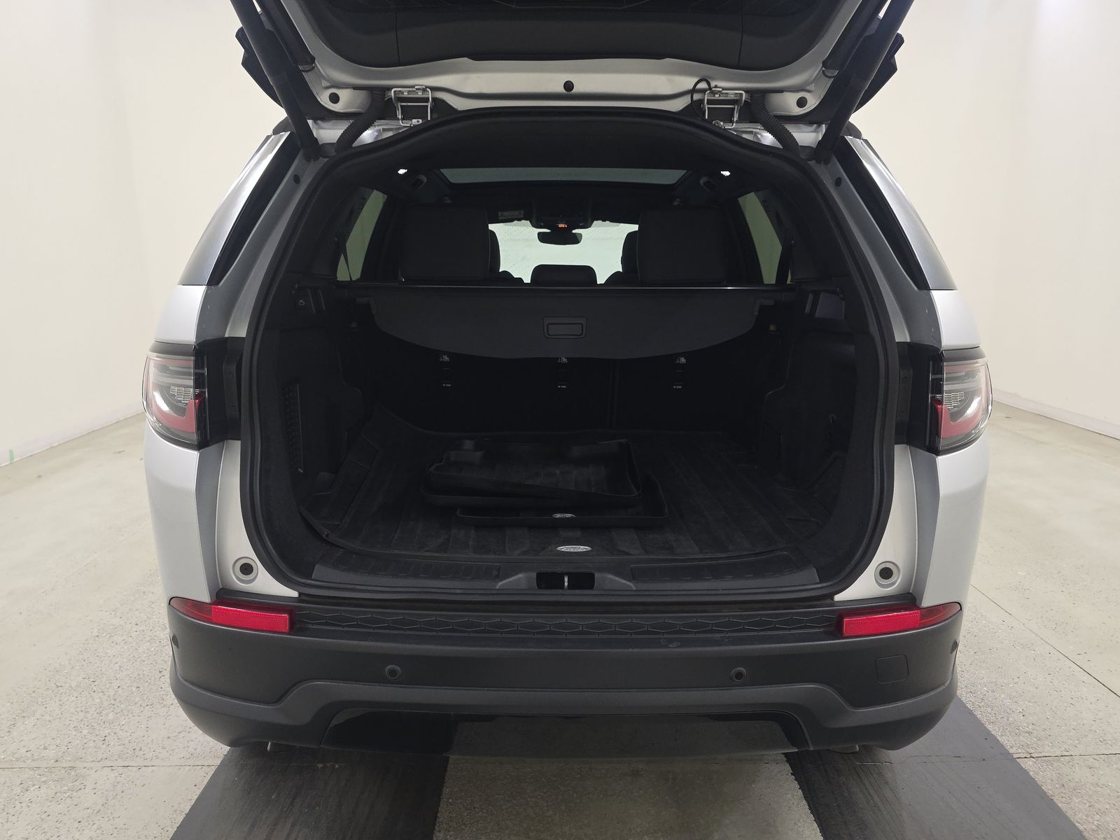 2023 Land Rover Discovery Sport SE AWD