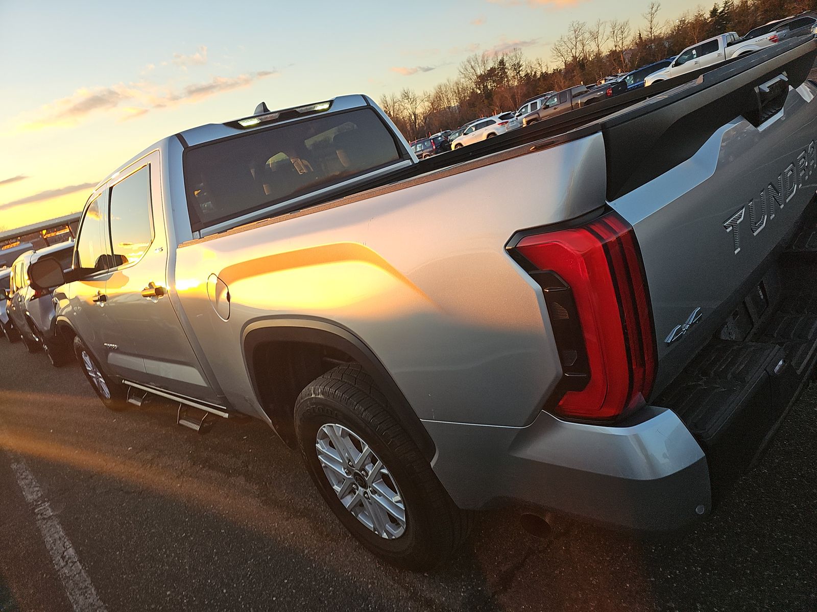 2023 Toyota Tundra SR5 AWD