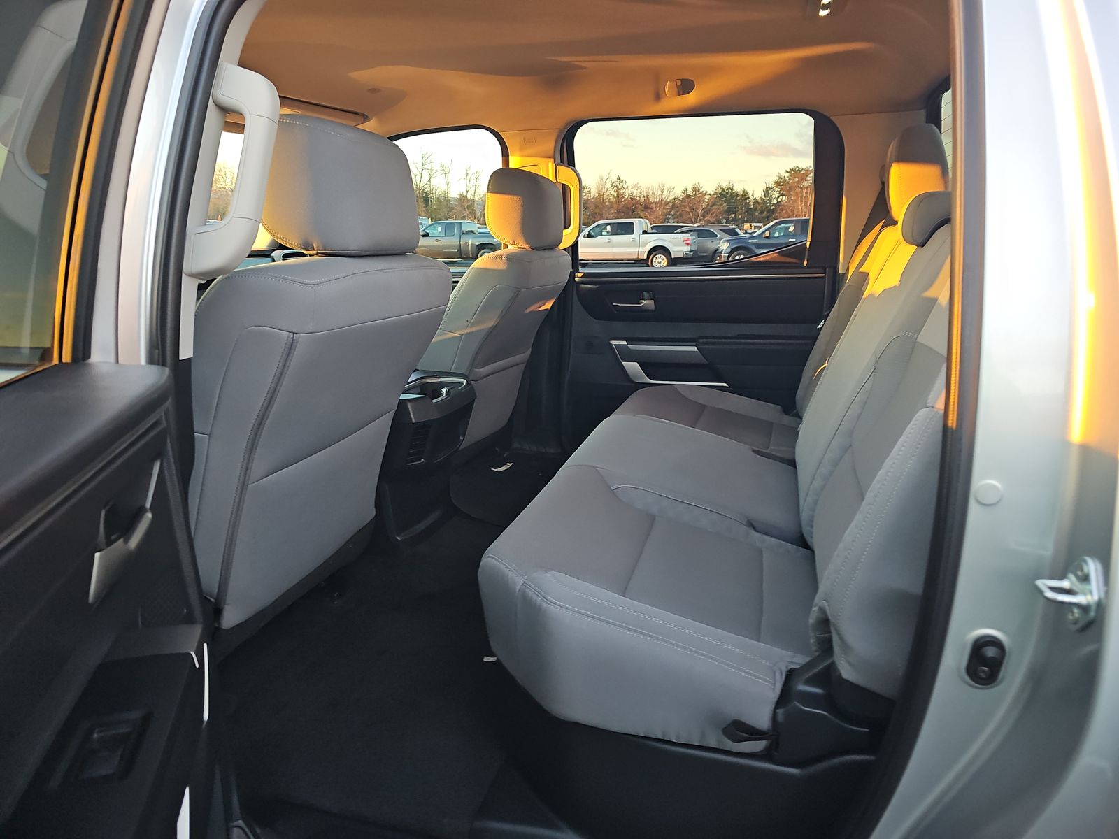 2023 Toyota Tundra SR5 AWD