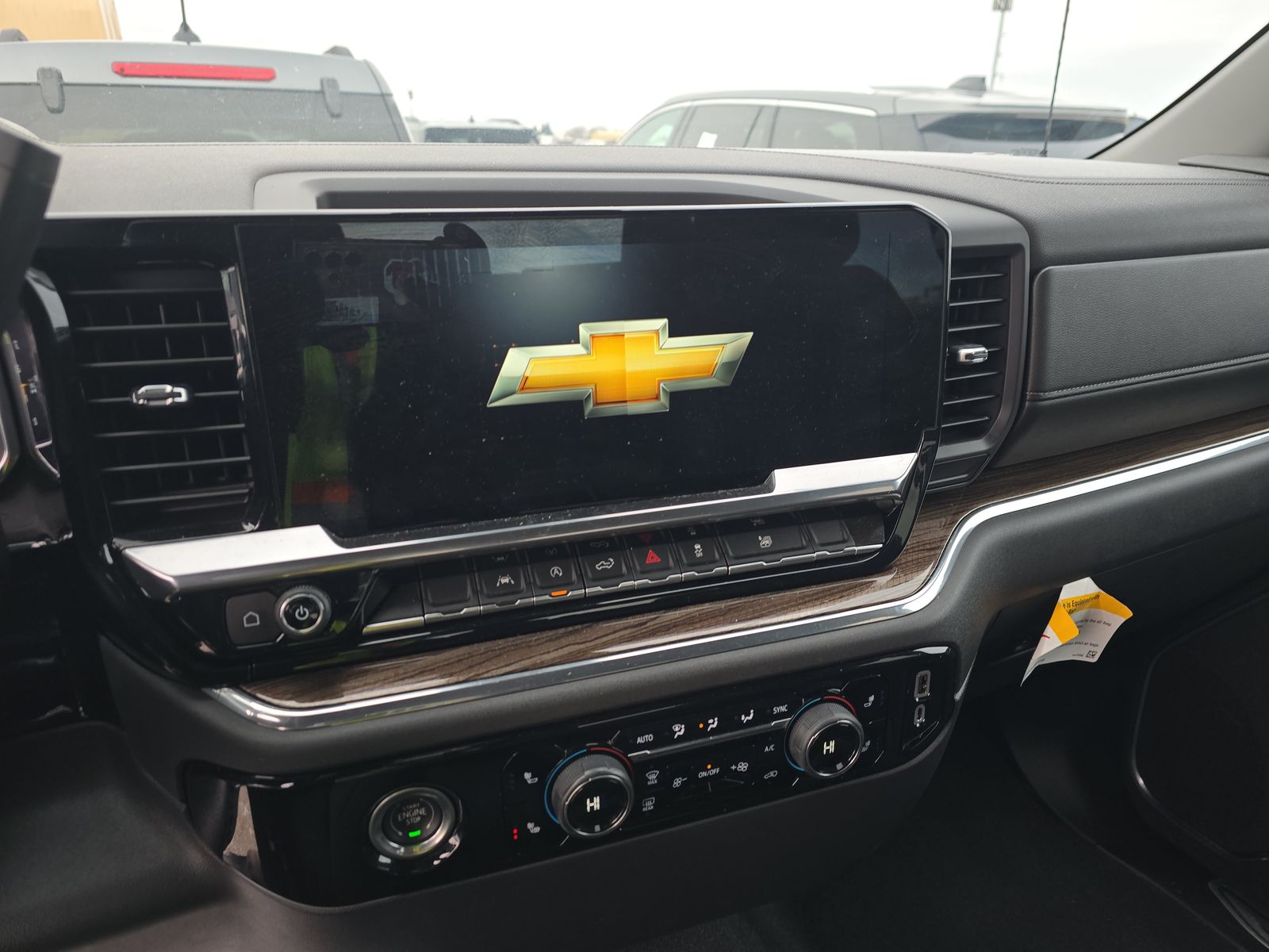 2023 Chevrolet Silverado 1500 LT AWD