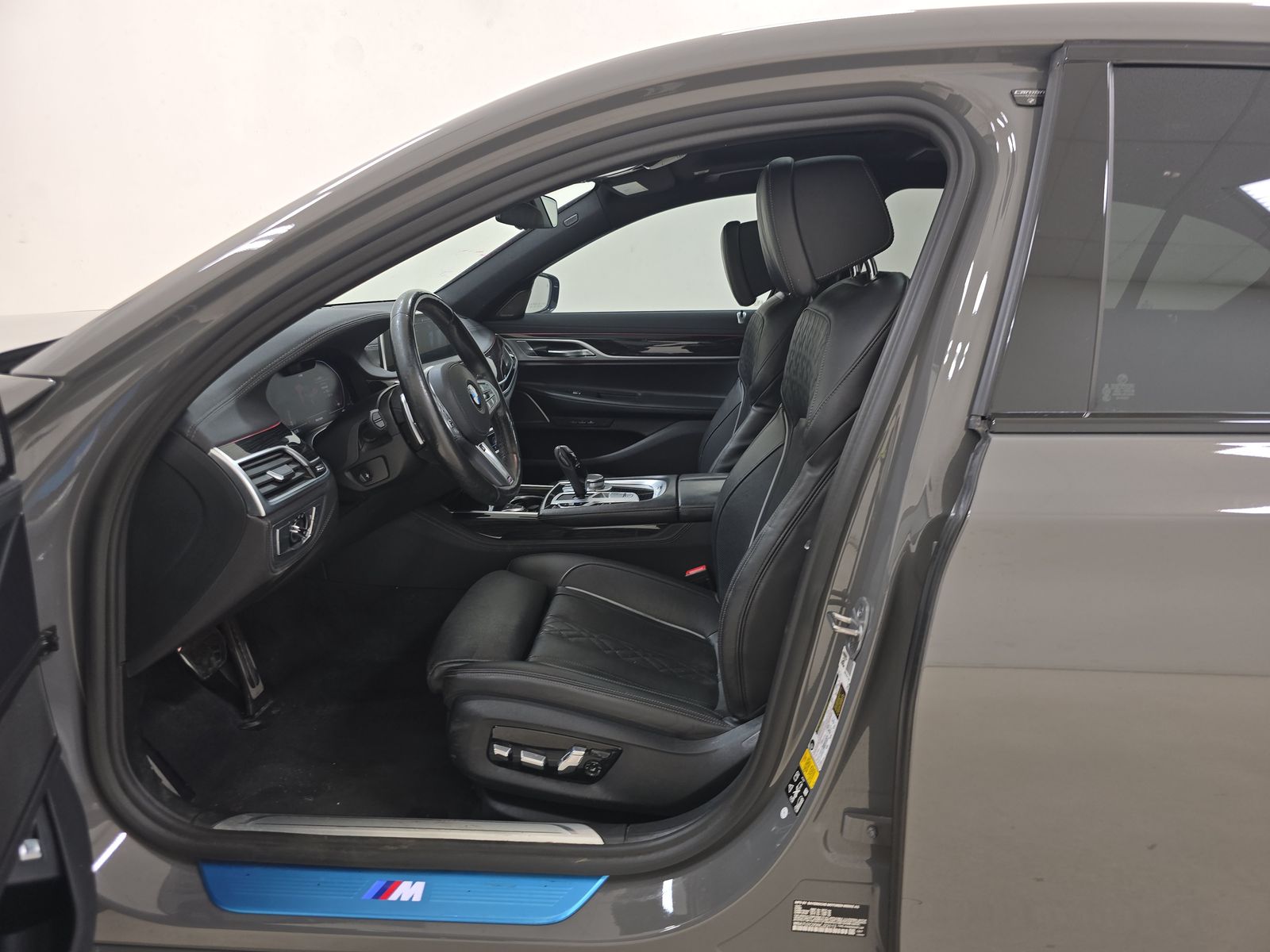 2022 BMW 7 Series 750i xDrive AWD