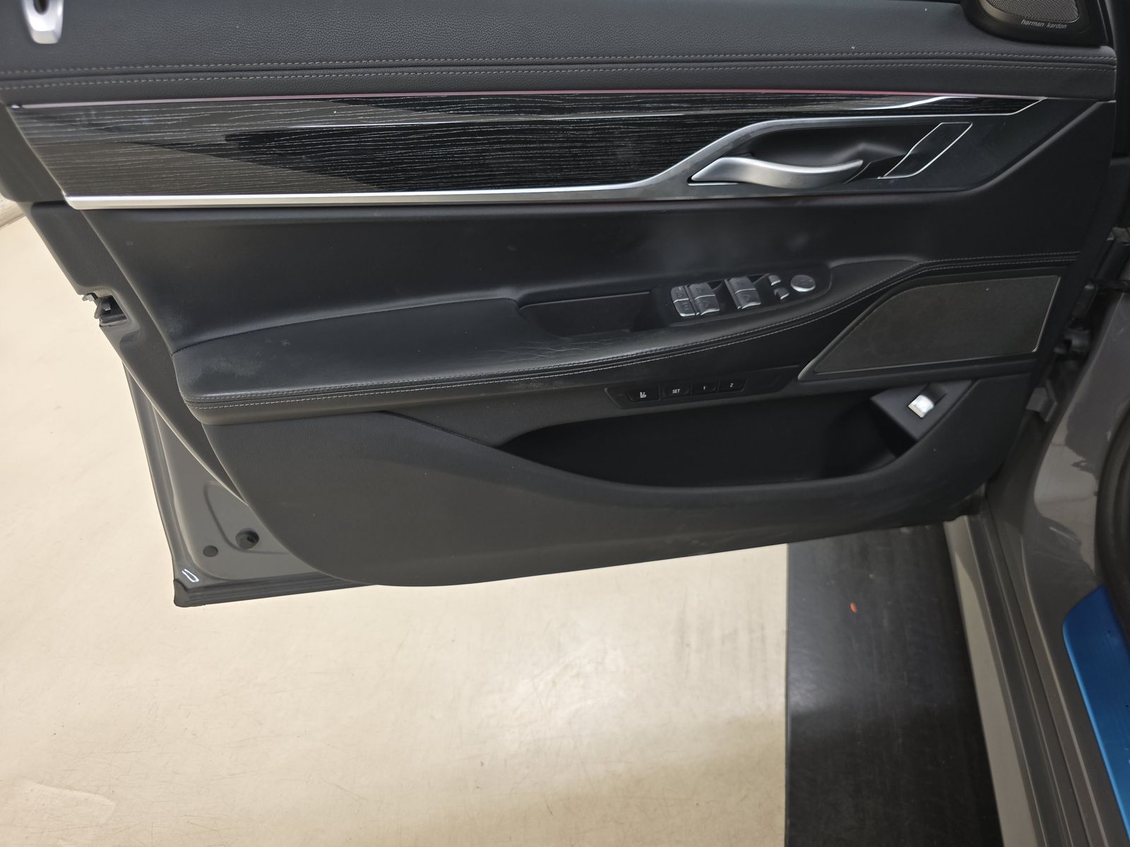 2022 BMW 7 Series 750i xDrive AWD