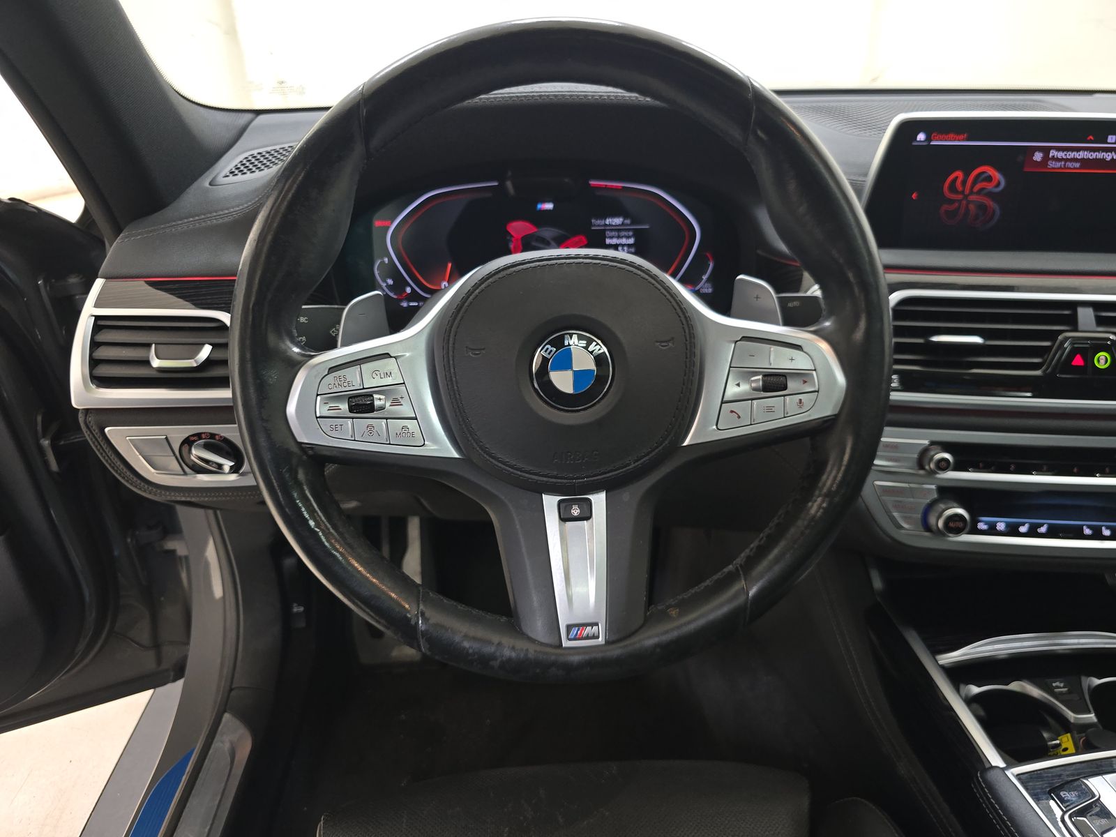 2022 BMW 7 Series 750i xDrive AWD