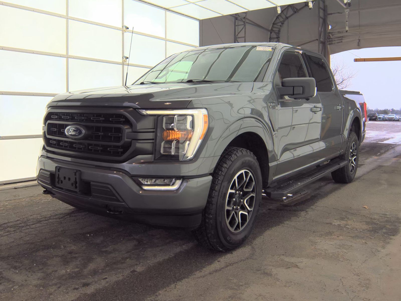 2022 Ford F-150 XLT AWD
