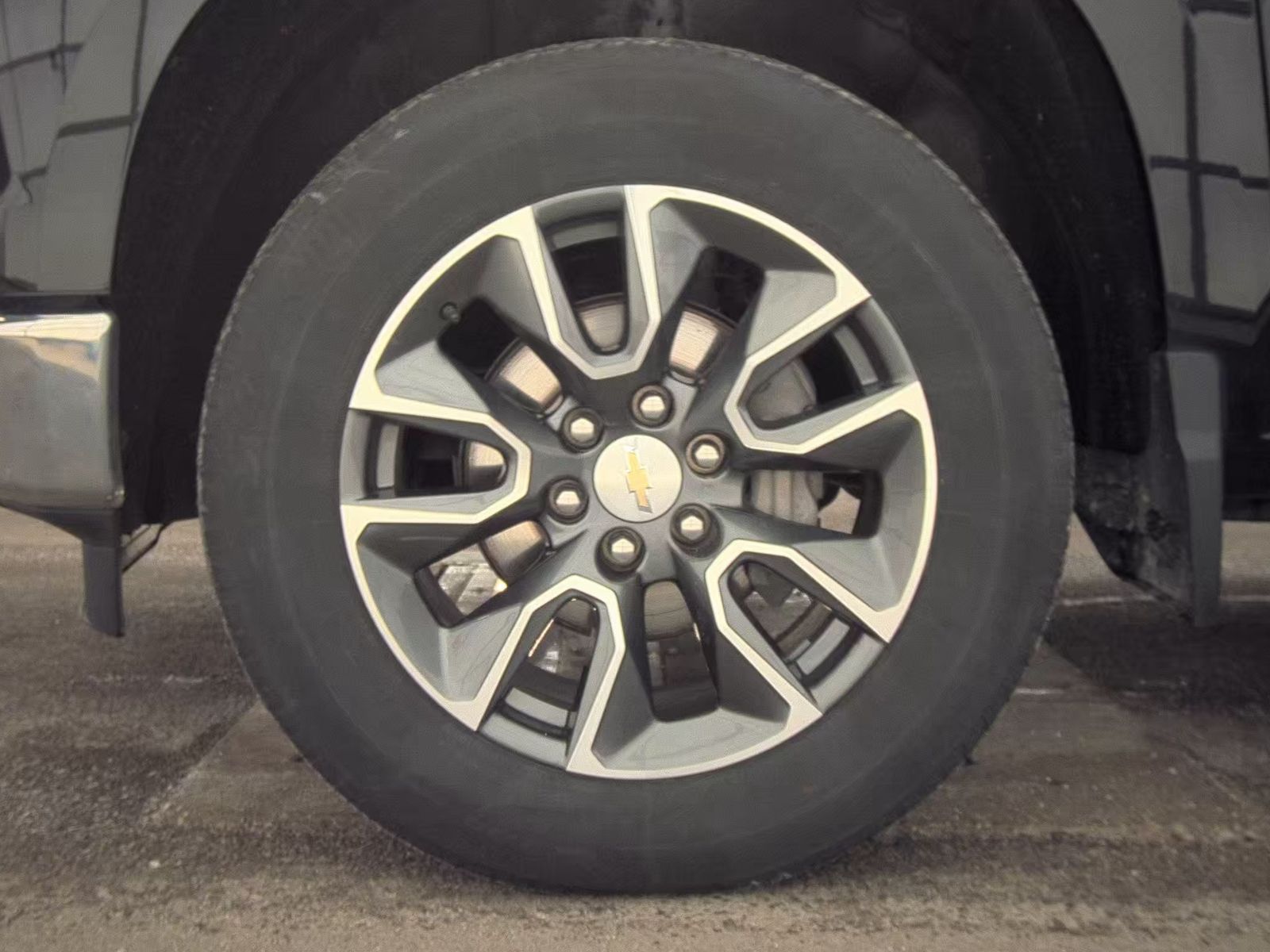 2023 Chevrolet Silverado 1500 LT AWD