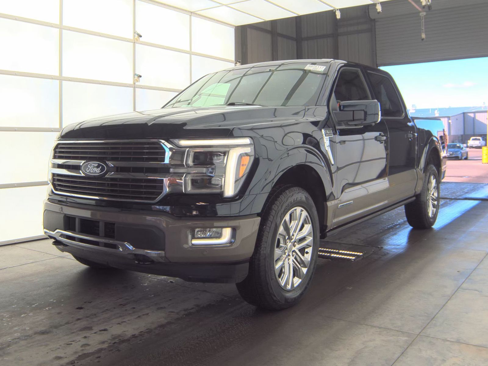 2025 Ford F-150 Hybrid King Ranch AWD