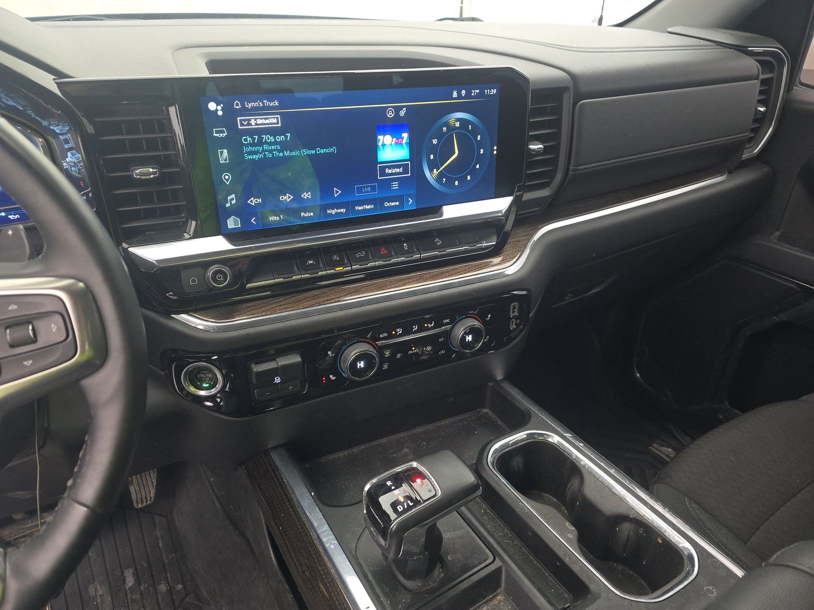 2023 Chevrolet Silverado 1500 RST AWD