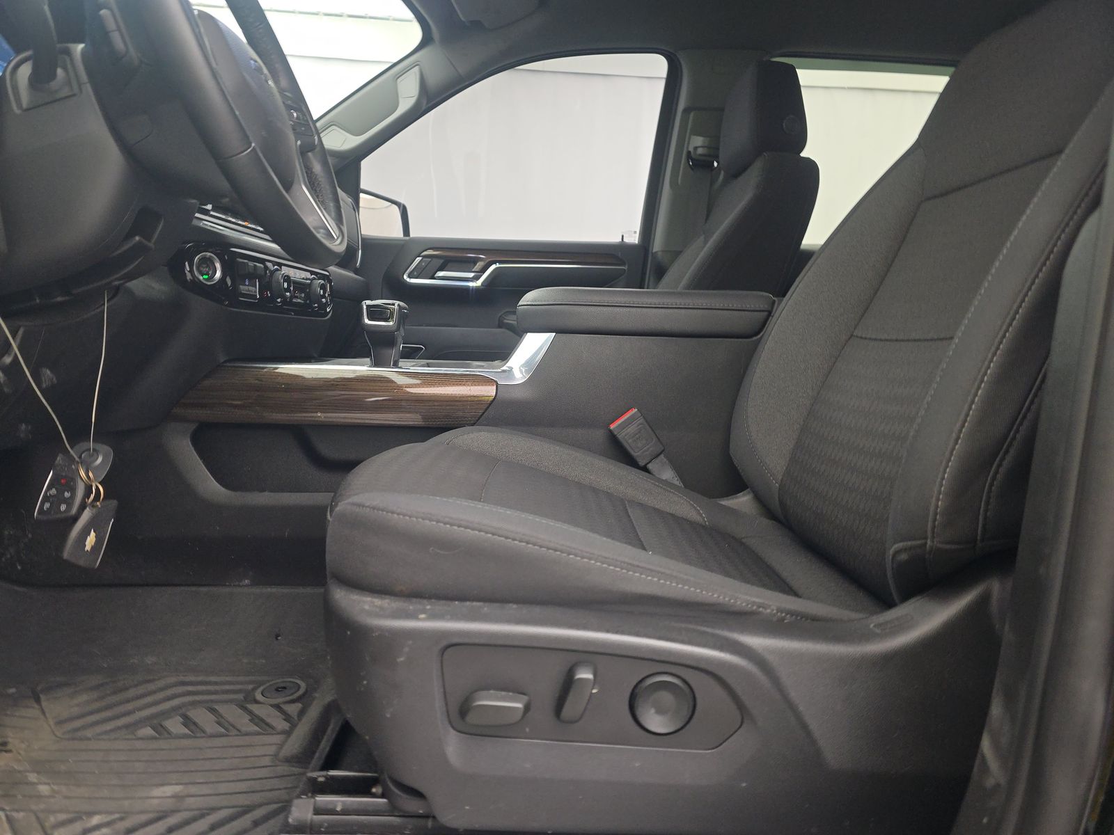 2023 Chevrolet Silverado 1500 RST AWD