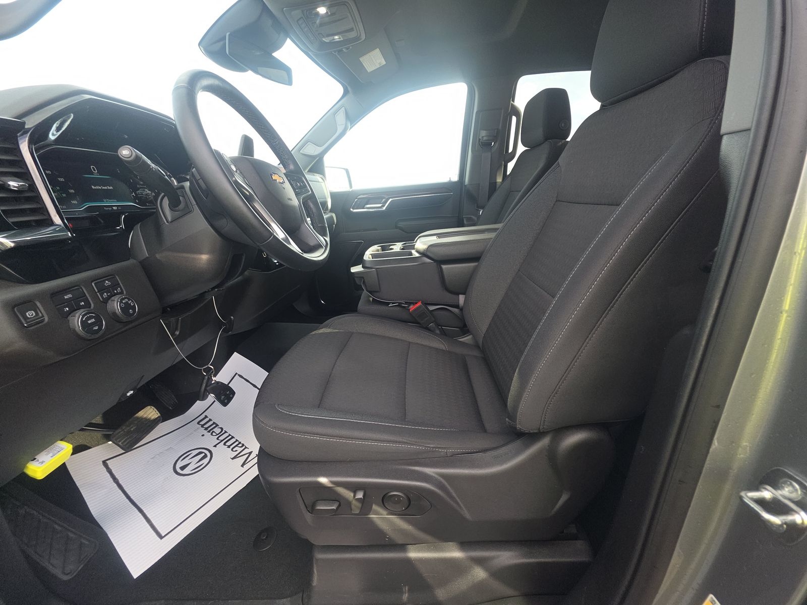 2024 Chevrolet Silverado 1500 LT AWD