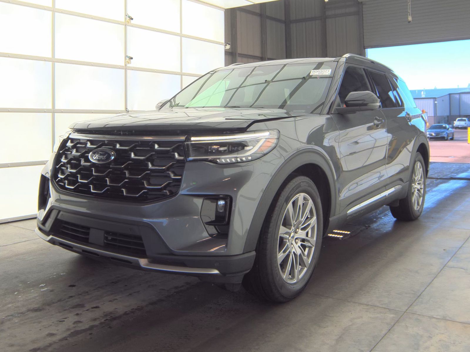 2025 Ford Explorer Platinum RWD