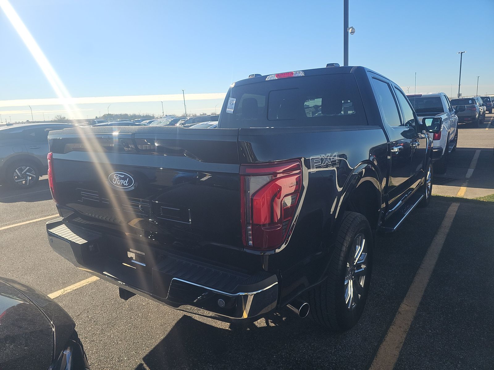 2025 Ford F-150 Lariat AWD