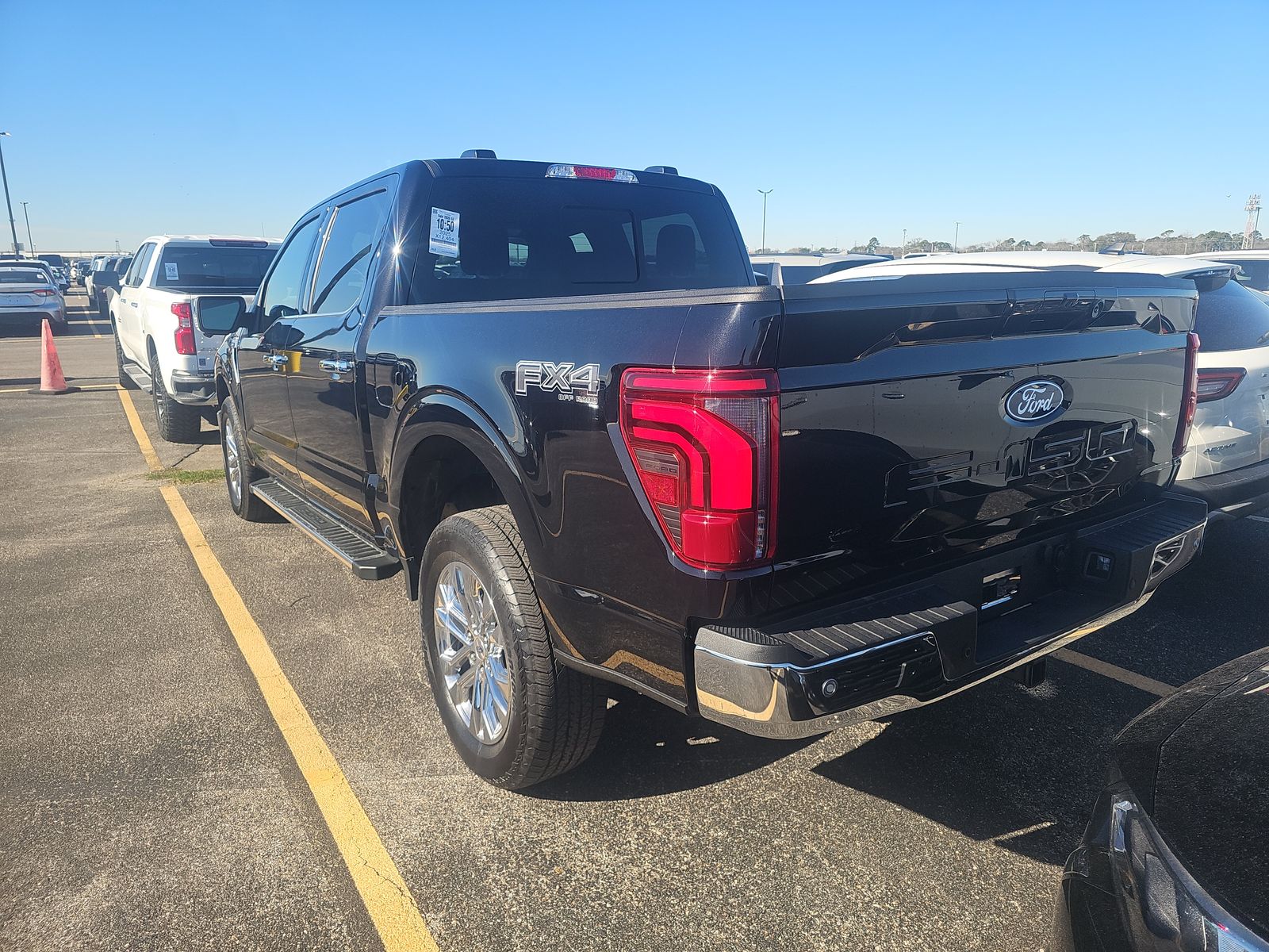 2025 Ford F-150 Lariat AWD