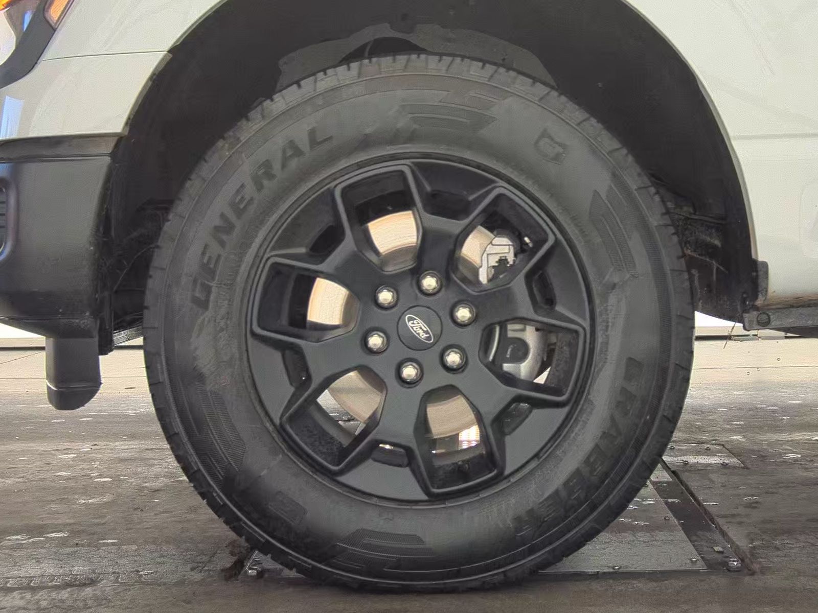 2024 Ford F-150 STX AWD