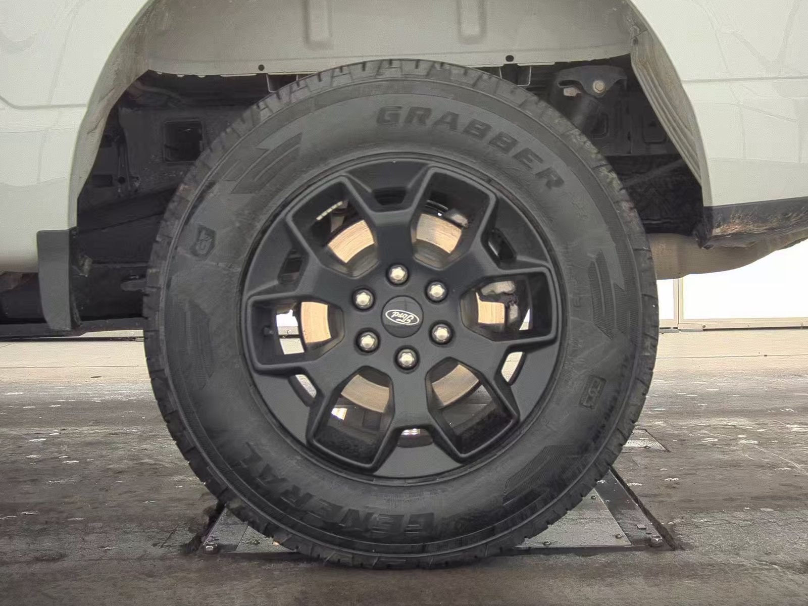 2024 Ford F-150 STX AWD