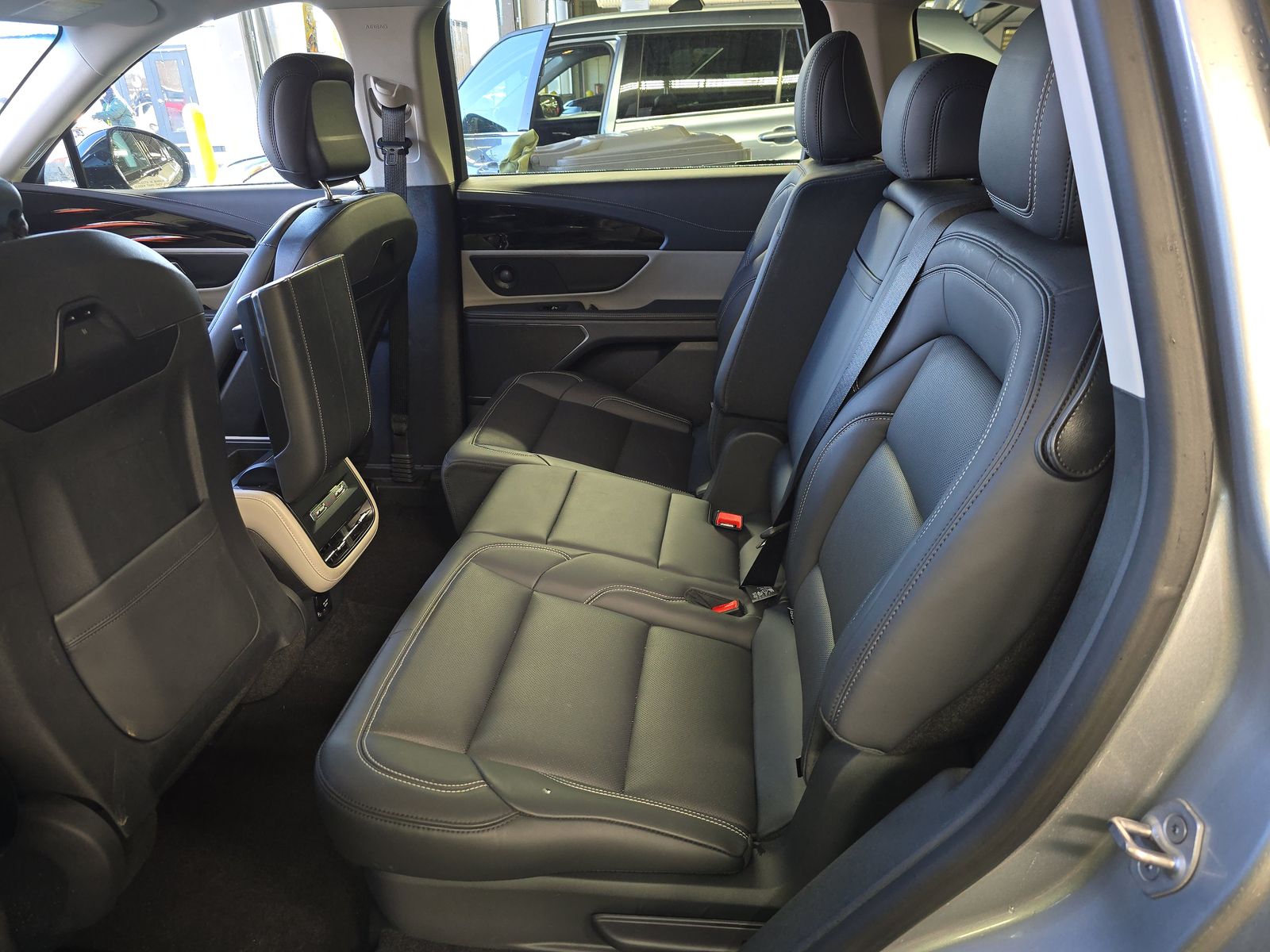 2025 Lincoln Nautilus Premiere AWD