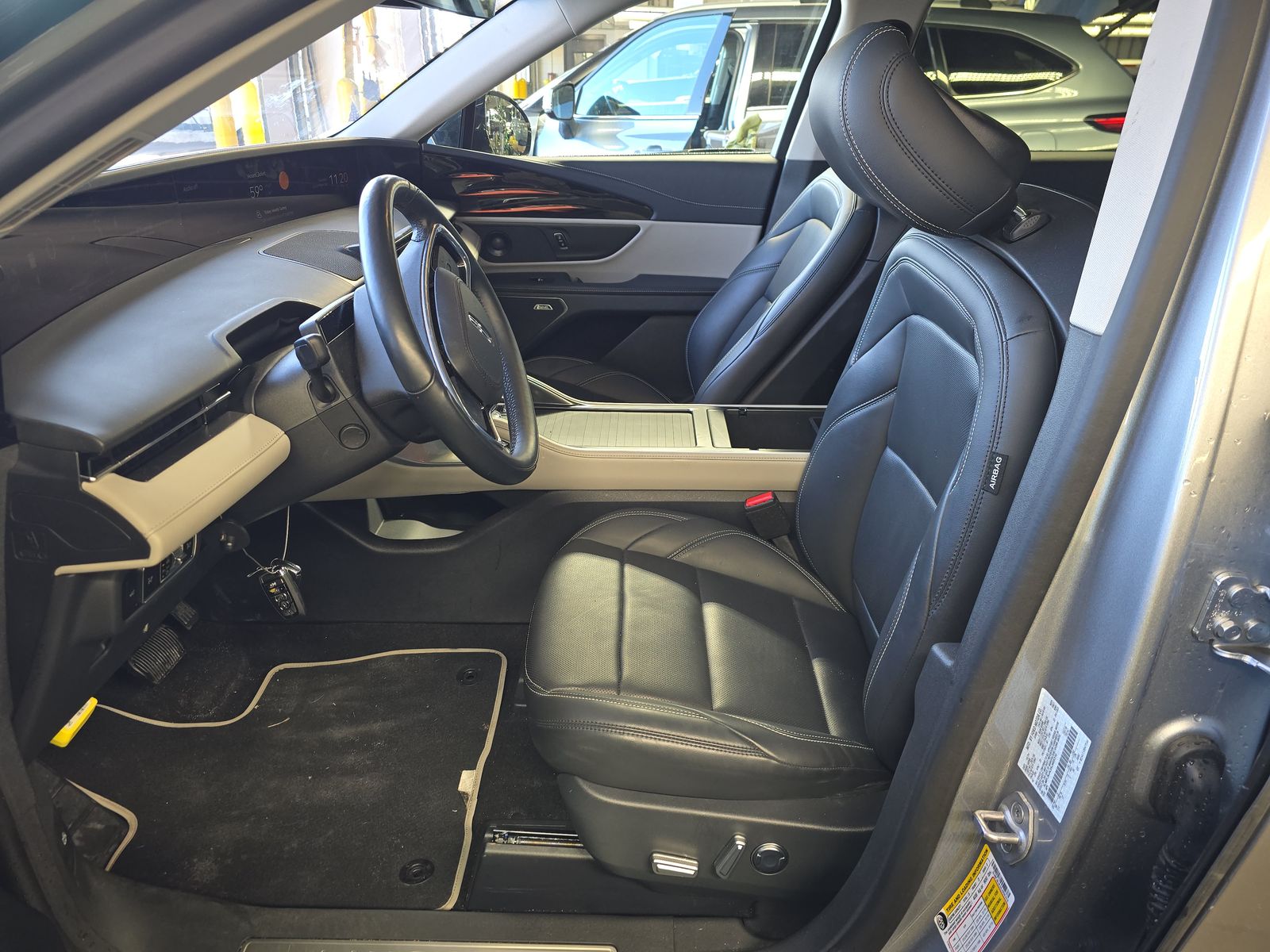 2025 Lincoln Nautilus Premiere AWD