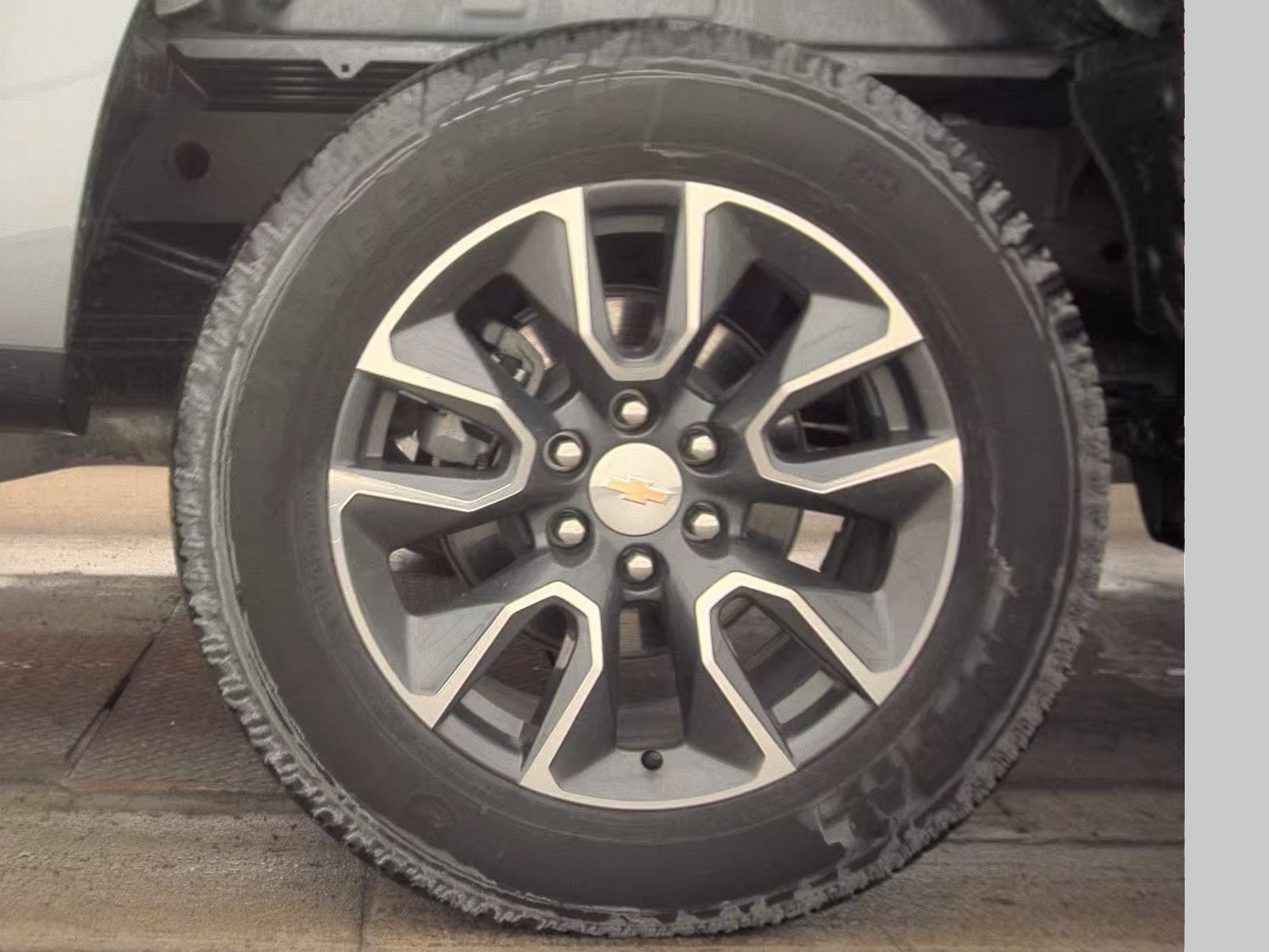 2024 Chevrolet Silverado 1500 LT AWD