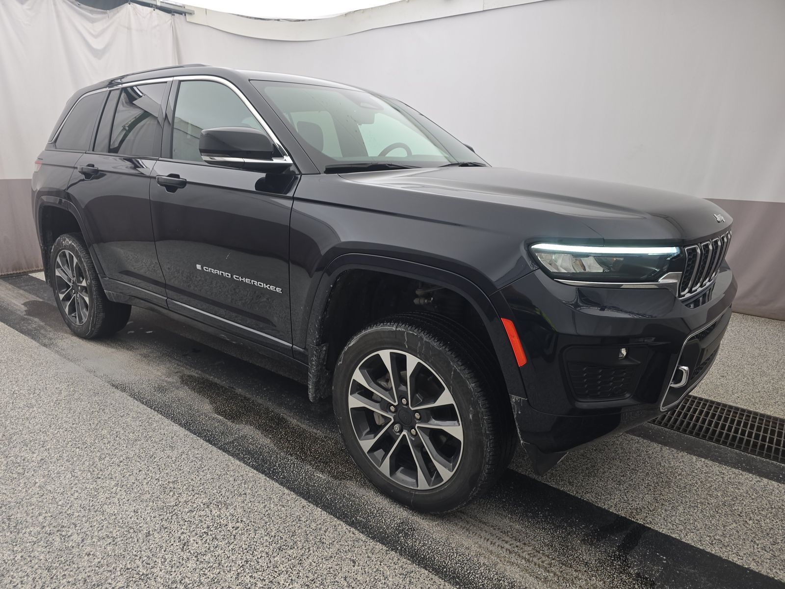2024 Jeep Grand Cherokee Overland AWD