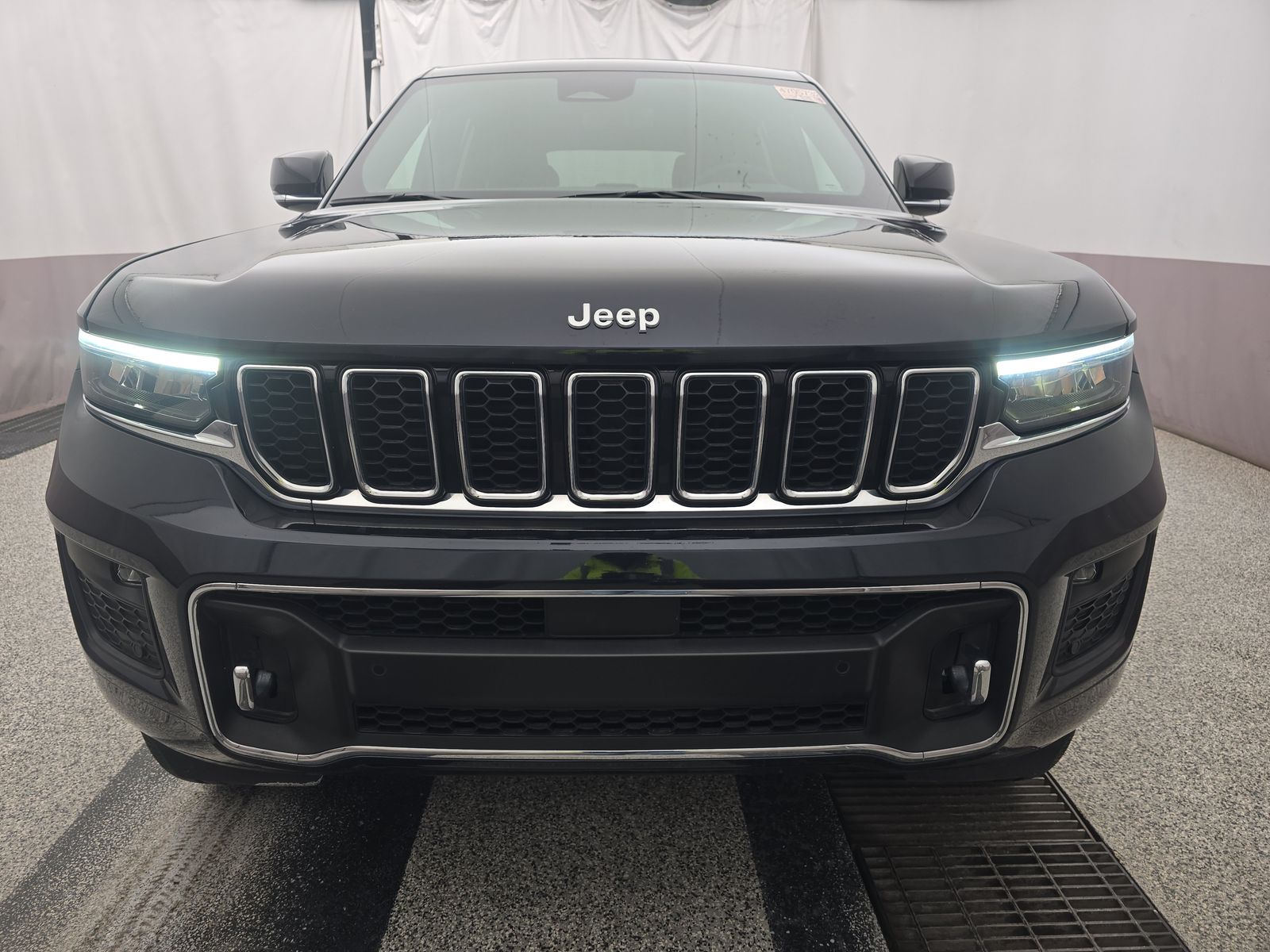2024 Jeep Grand Cherokee Overland AWD