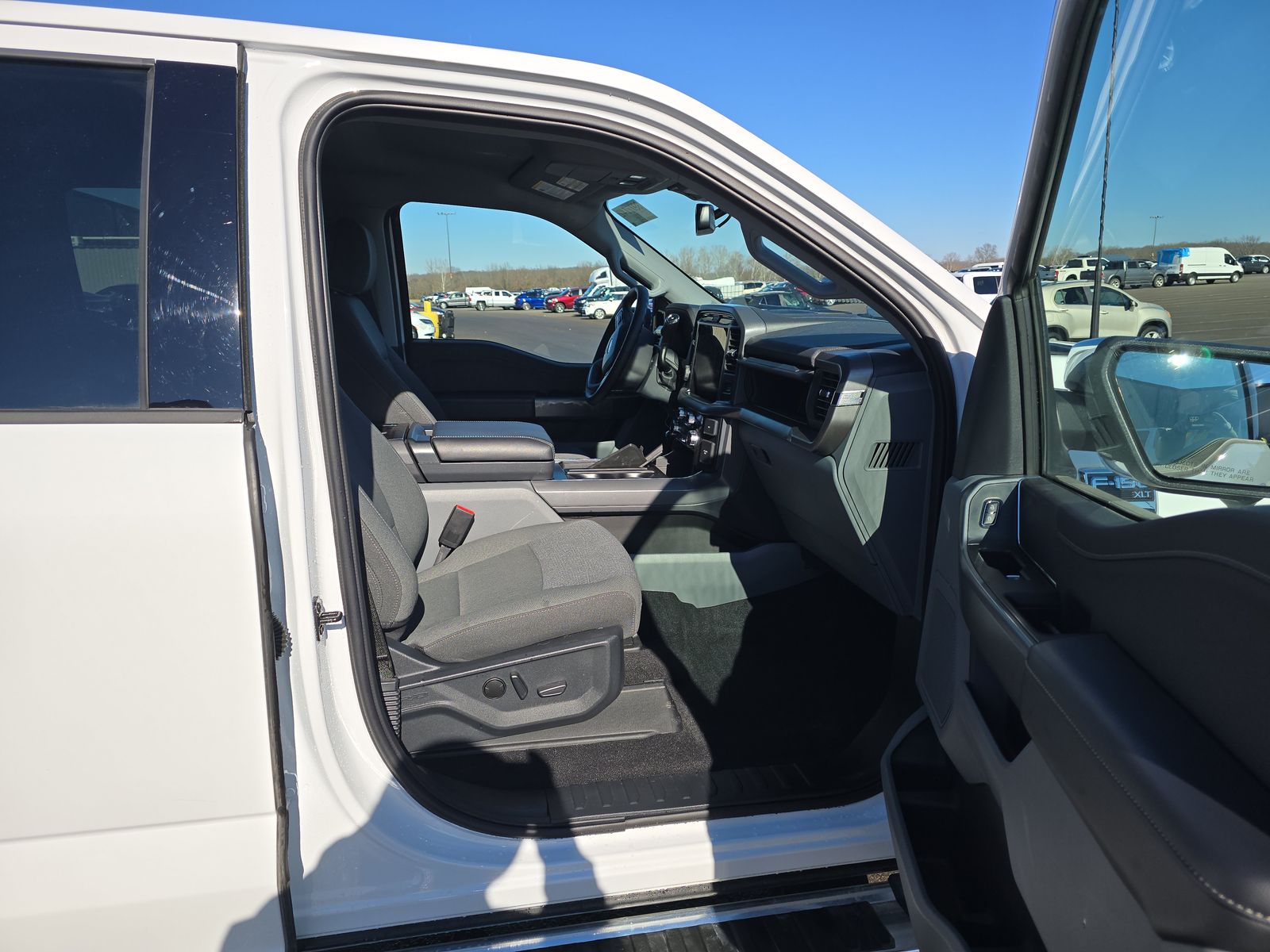 2025 Ford F-150 Hybrid XLT AWD