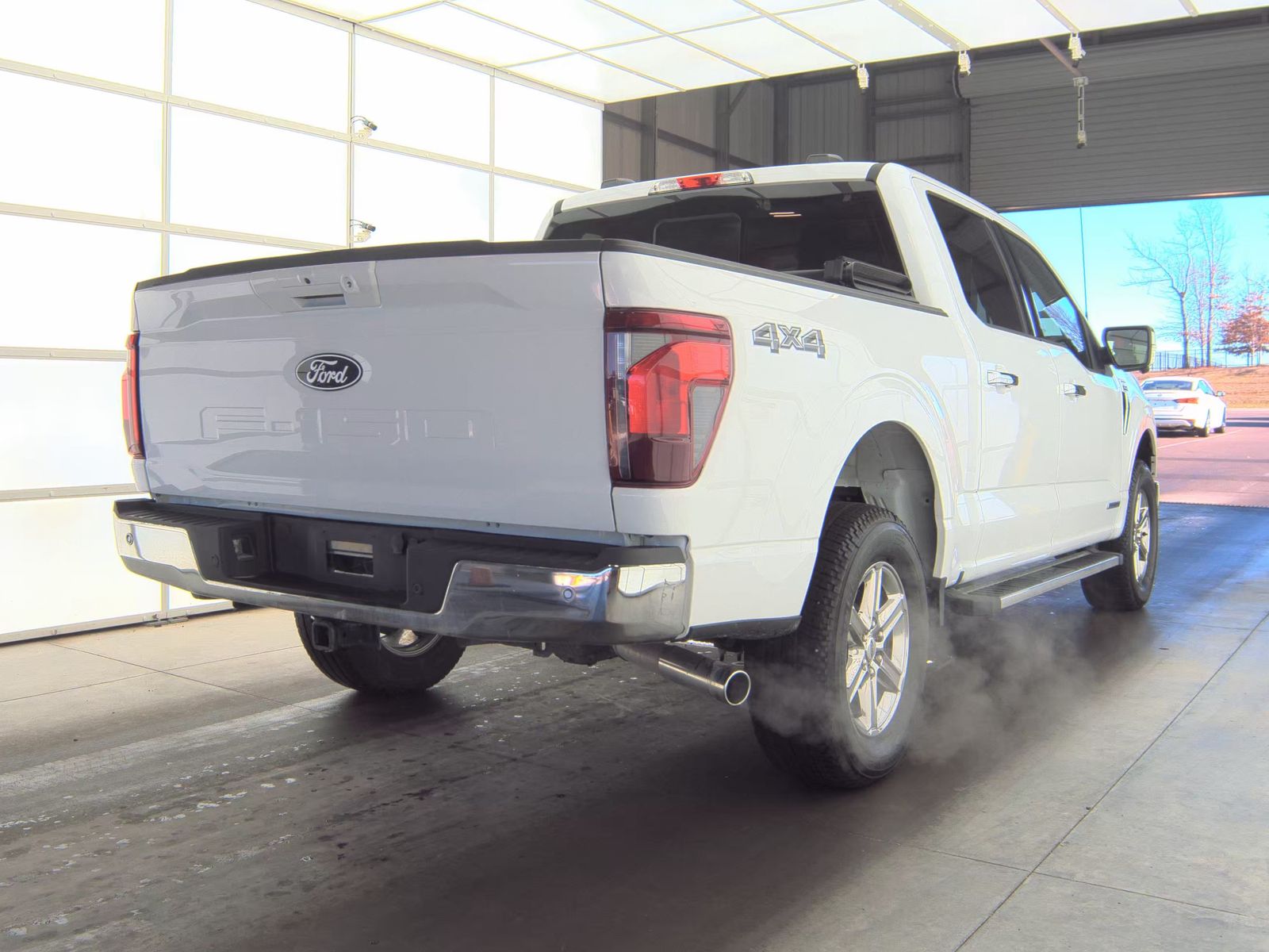 2025 Ford F-150 Hybrid XLT AWD