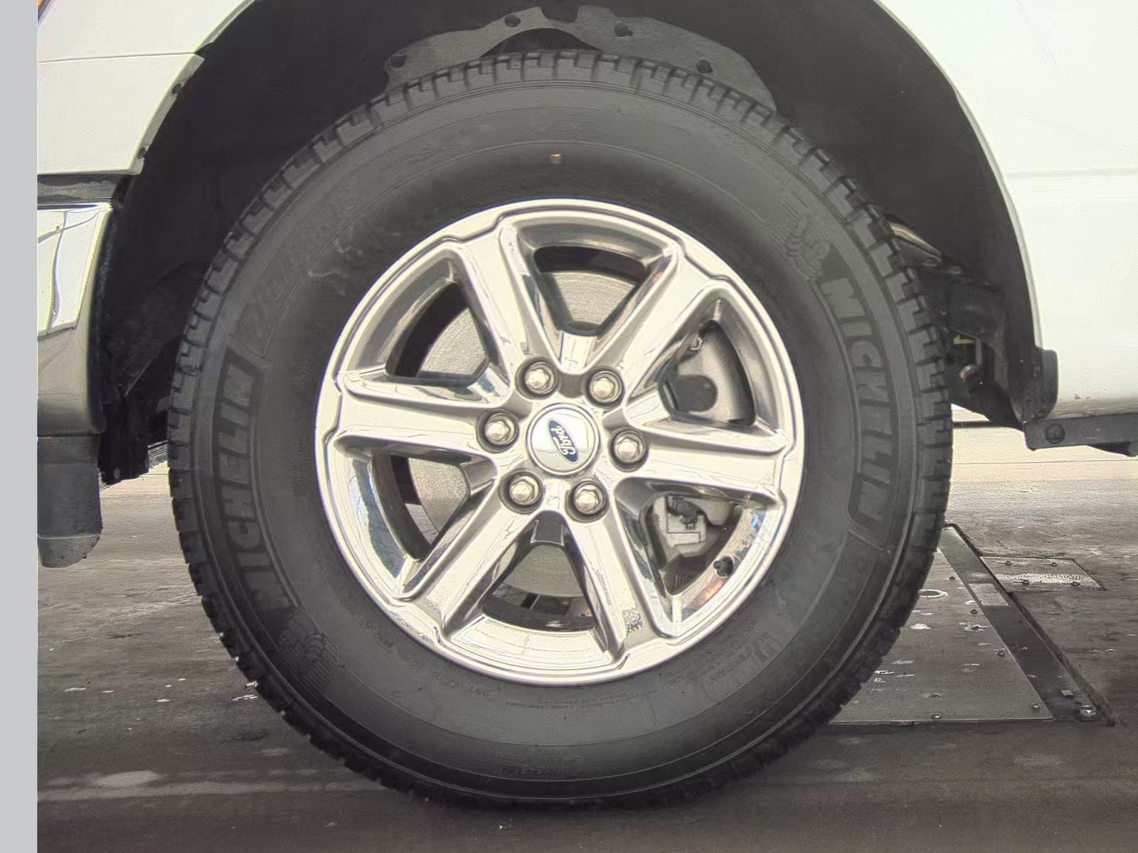 2025 Ford F-150 Hybrid XLT AWD