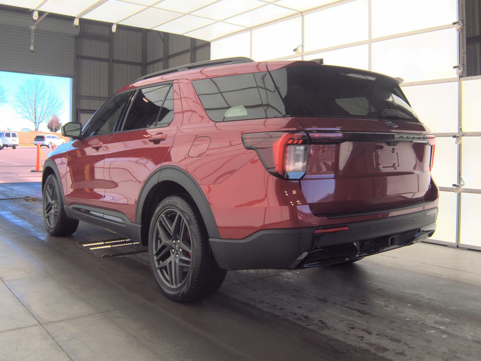 2025 Ford Explorer ST-Line AWD