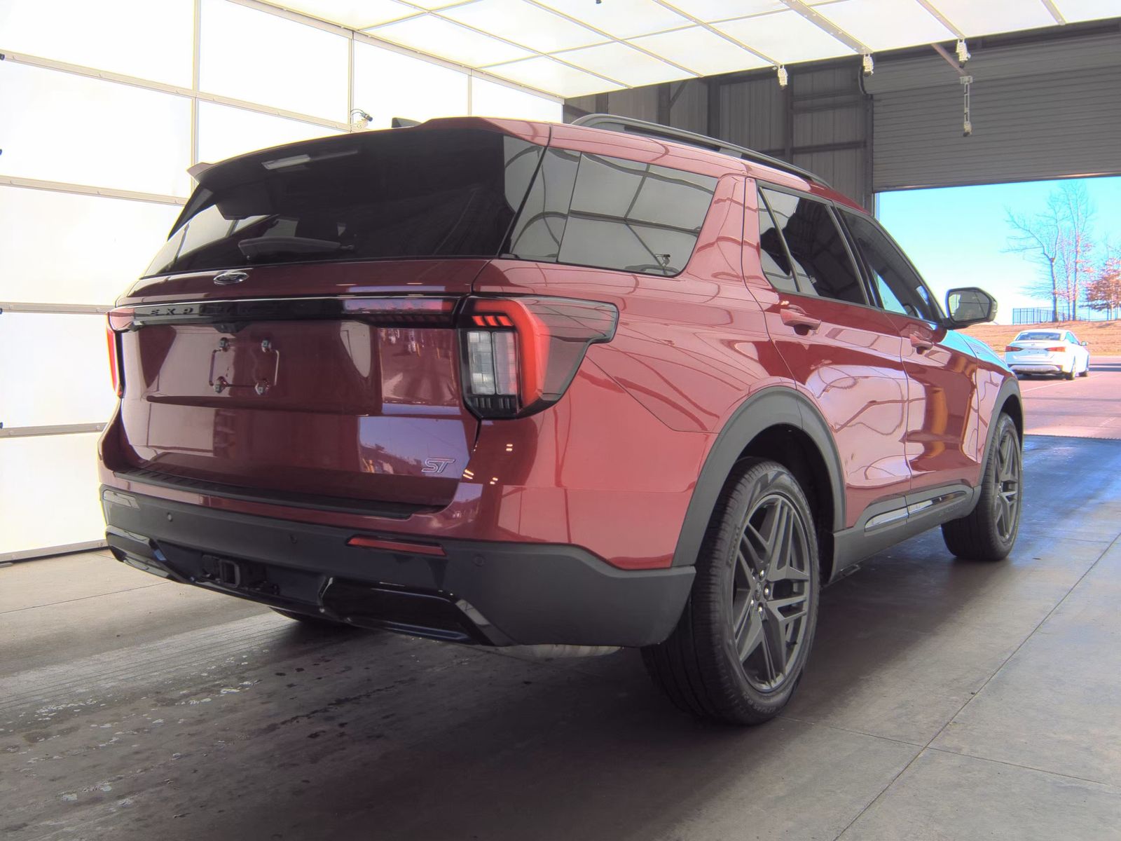 2025 Ford Explorer ST-Line AWD