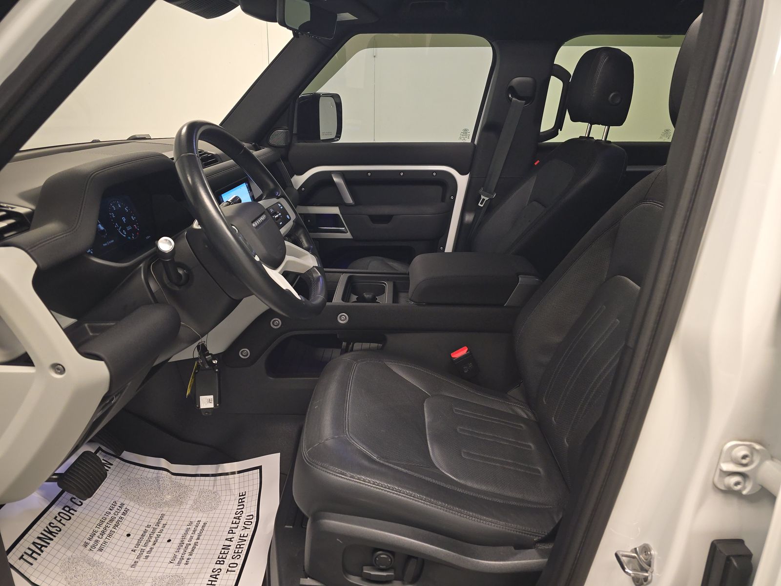 2022 Land Rover Defender 110 X-Dynamic SE AWD