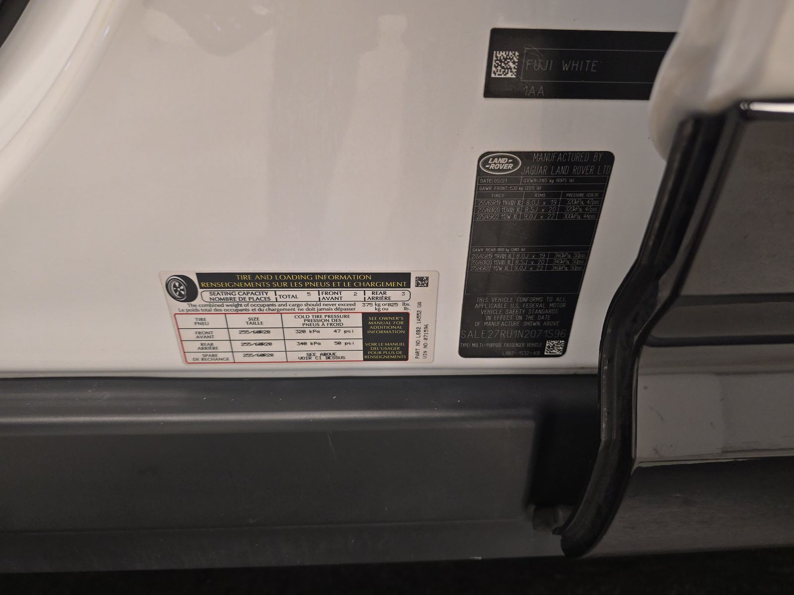 2022 Land Rover Defender 110 X-Dynamic SE AWD