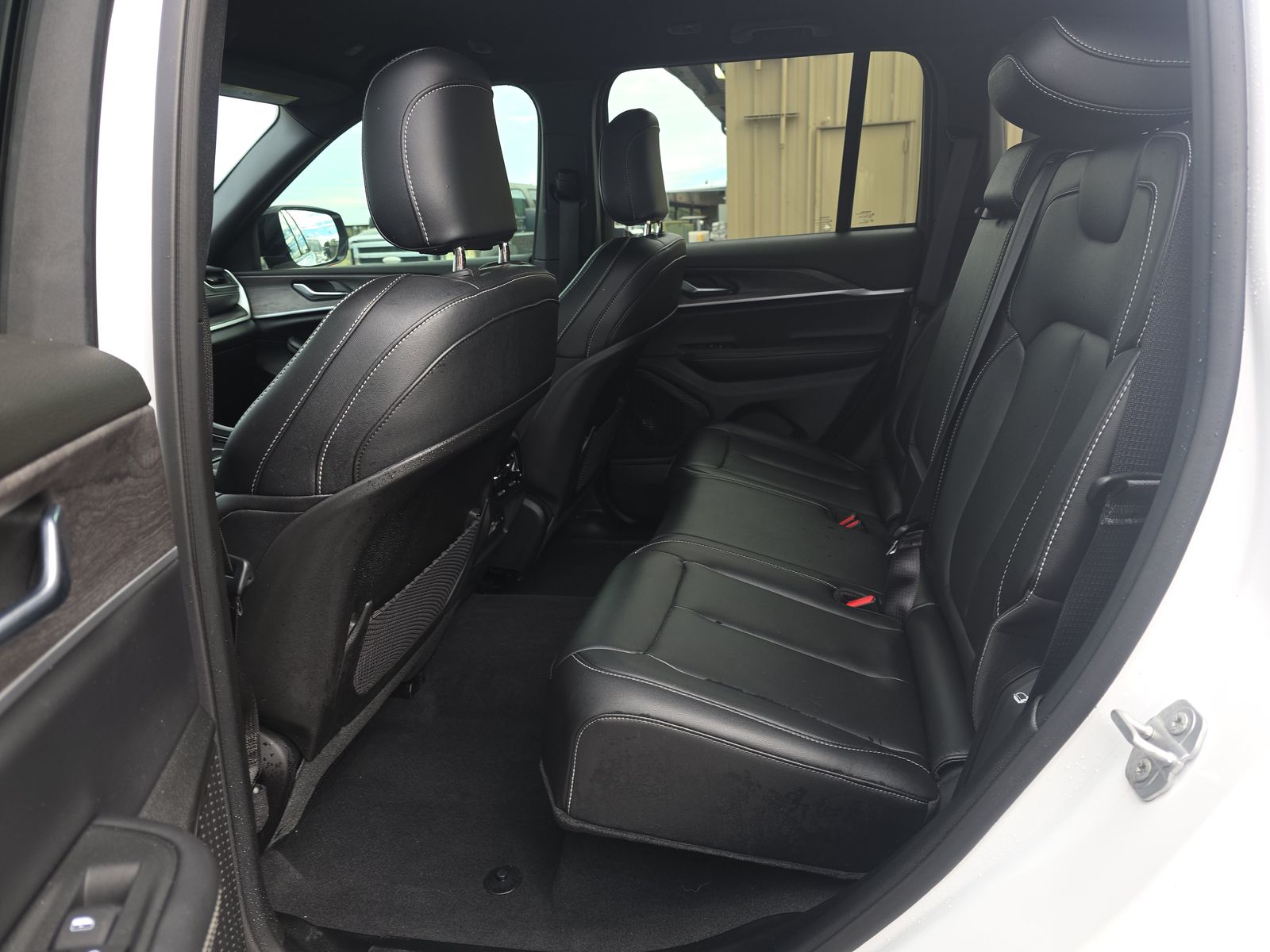 2025 Jeep Grand Cherokee Limited AWD